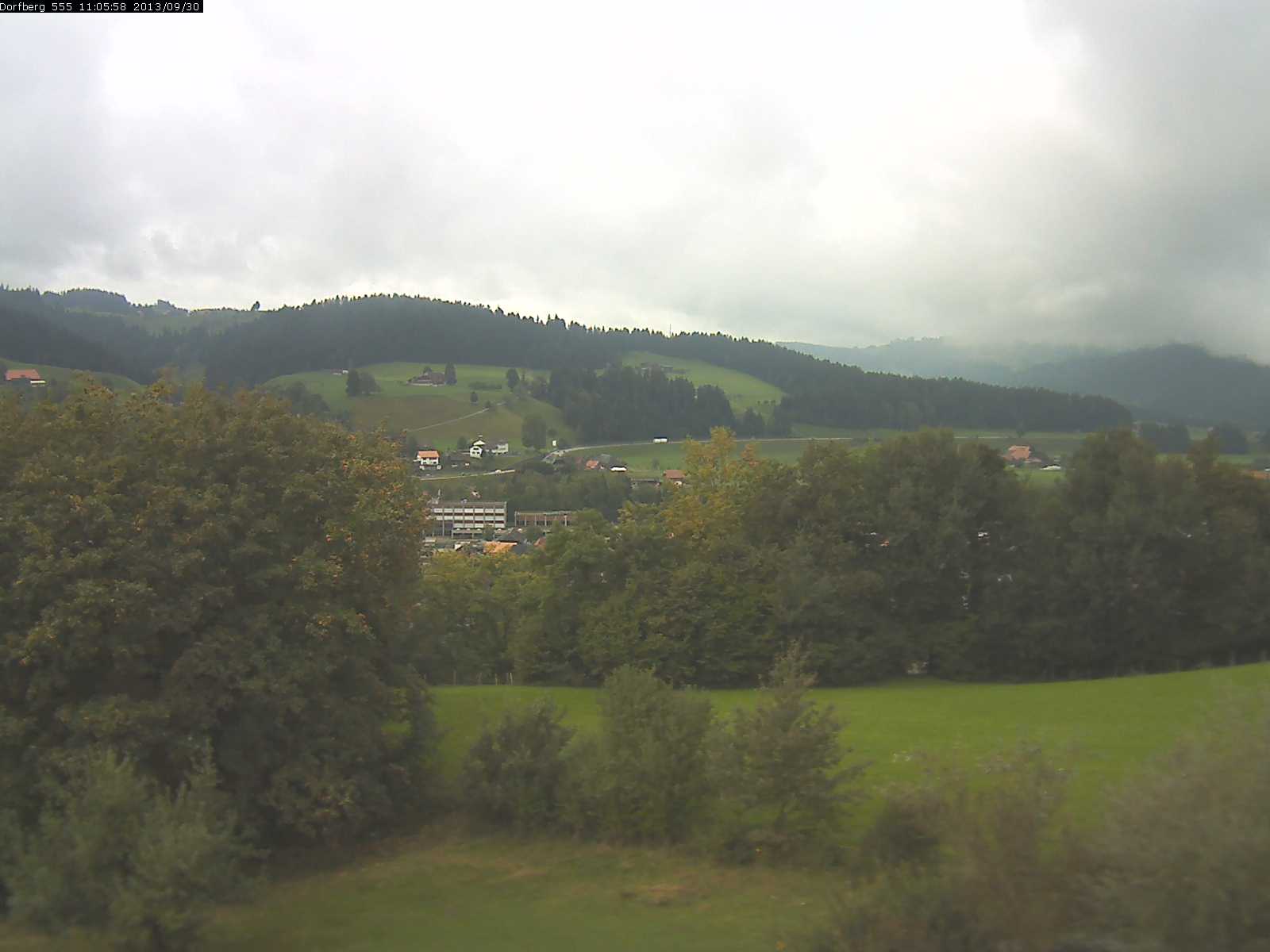 Webcam-Bild: Aussicht vom Dorfberg in Langnau 20130930-110600