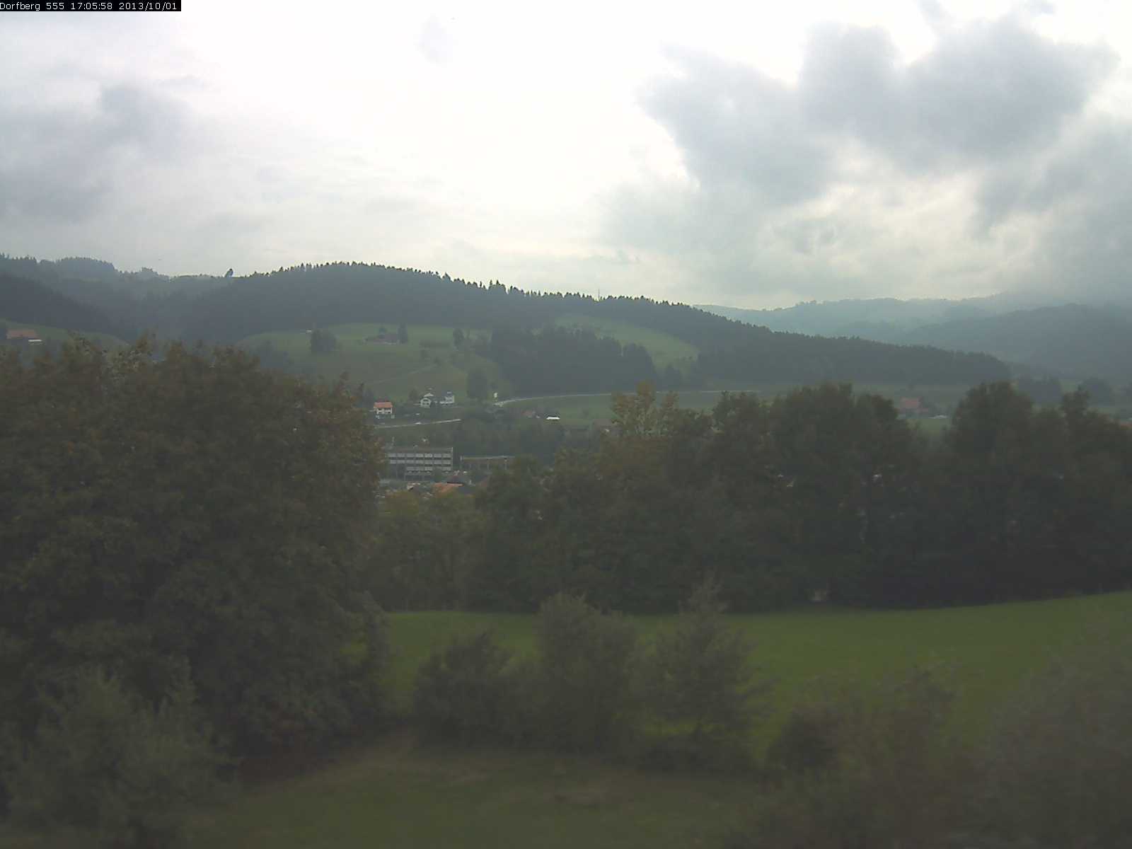 Webcam-Bild: Aussicht vom Dorfberg in Langnau 20131001-170600