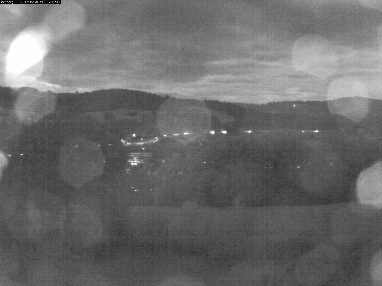 Webcam-Bild: Aussicht vom Dorfberg in Langnau 20131004-070600