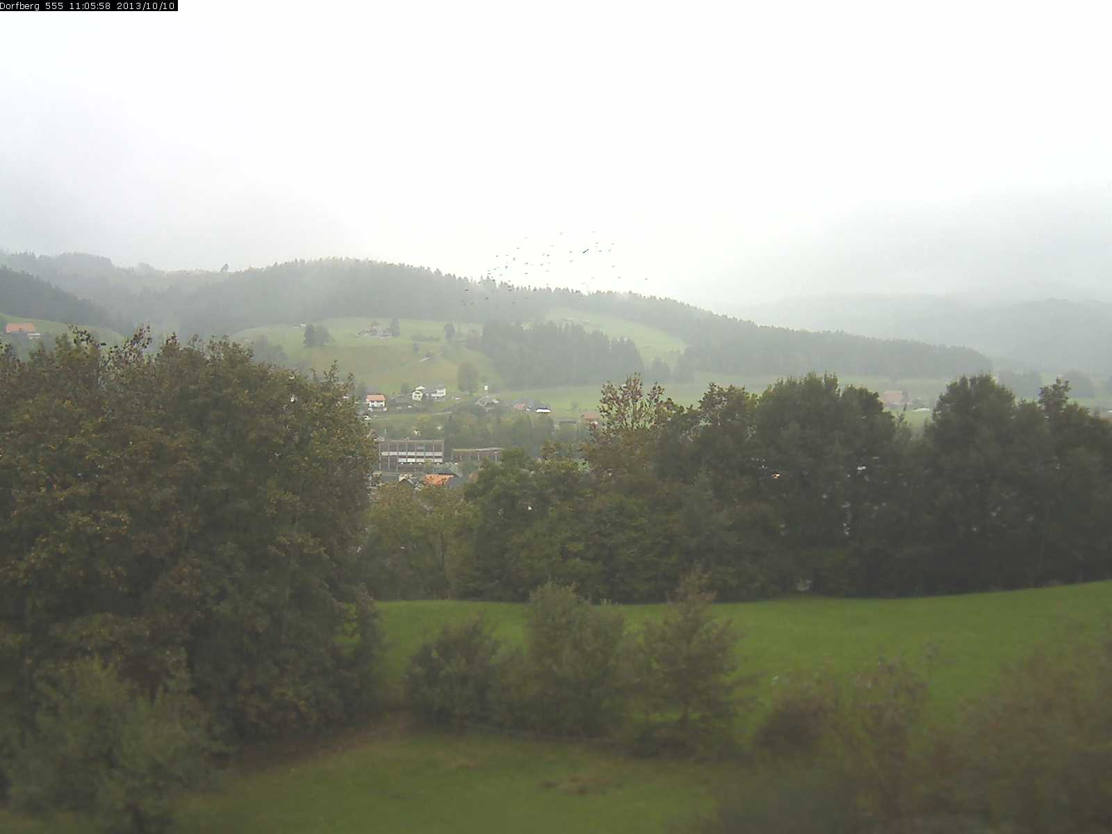 Webcam-Bild: Aussicht vom Dorfberg in Langnau 20131010-110600