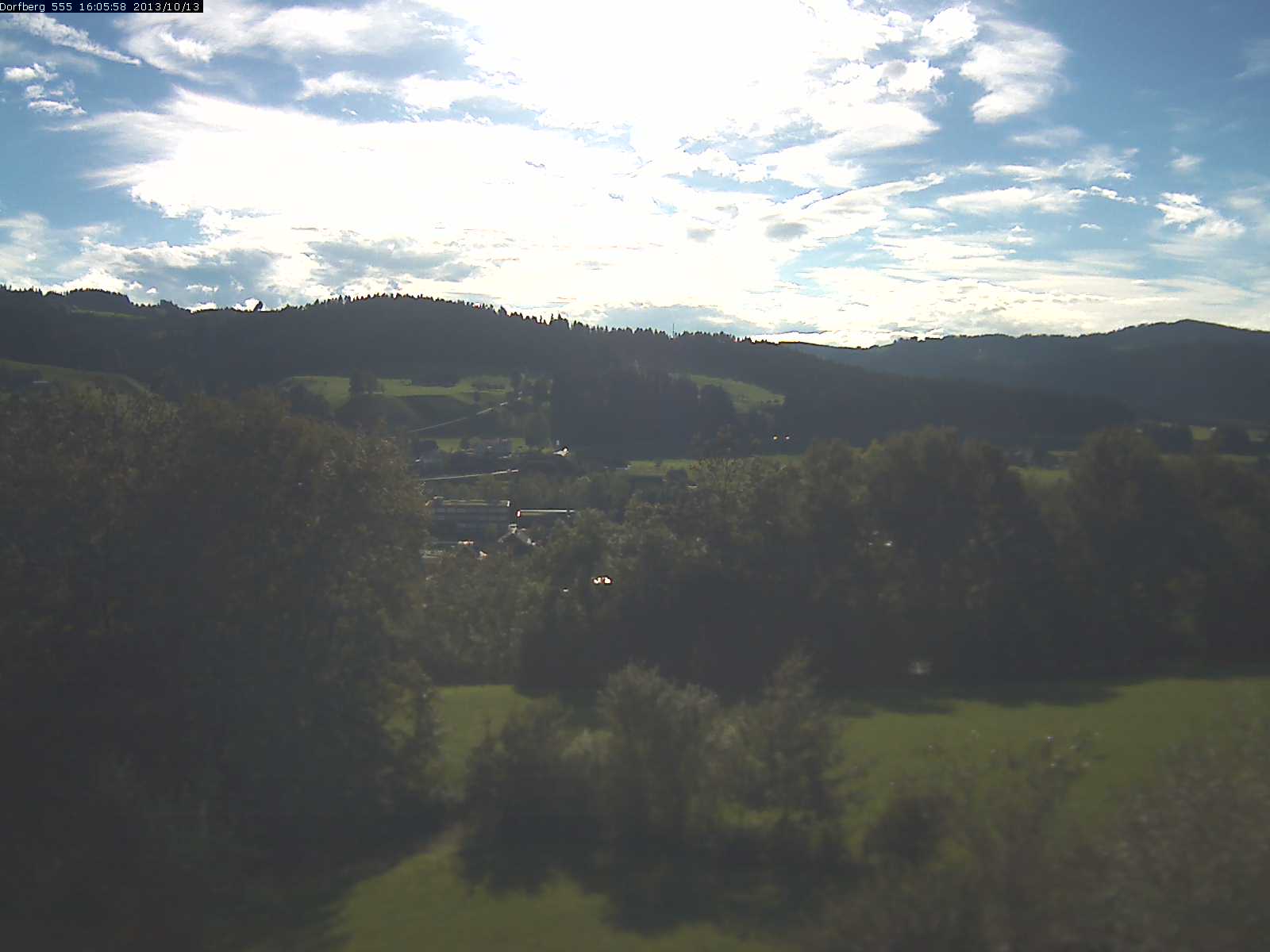 Webcam-Bild: Aussicht vom Dorfberg in Langnau 20131013-160600