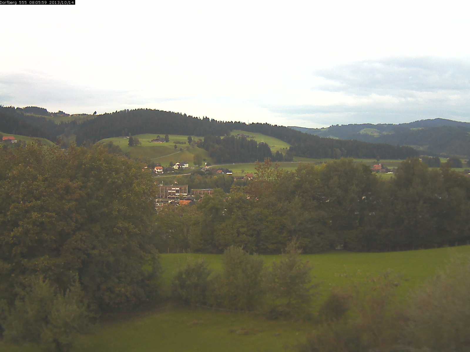 Webcam-Bild: Aussicht vom Dorfberg in Langnau 20131014-080600