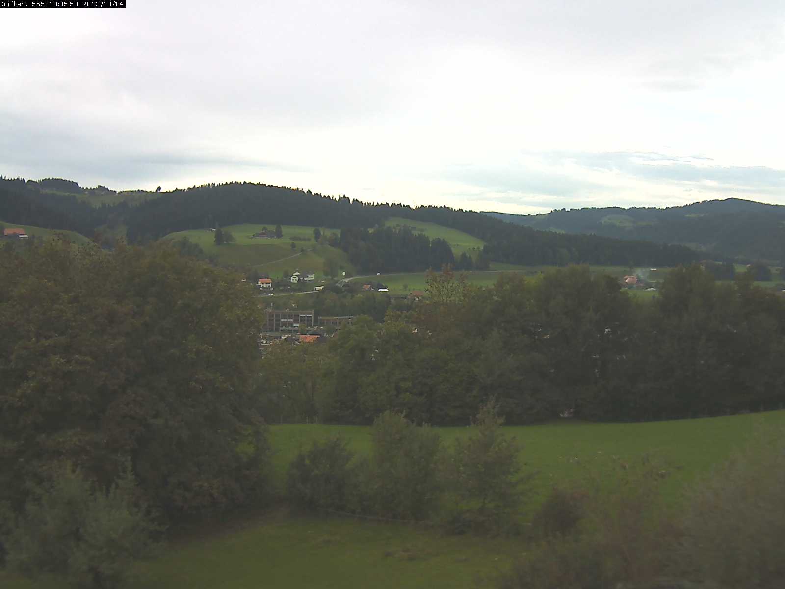 Webcam-Bild: Aussicht vom Dorfberg in Langnau 20131014-100600