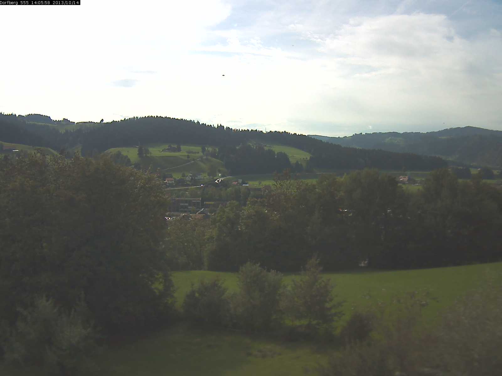 Webcam-Bild: Aussicht vom Dorfberg in Langnau 20131014-140600