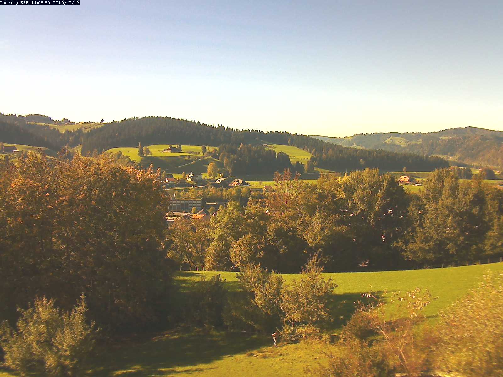 Webcam-Bild: Aussicht vom Dorfberg in Langnau 20131019-110600