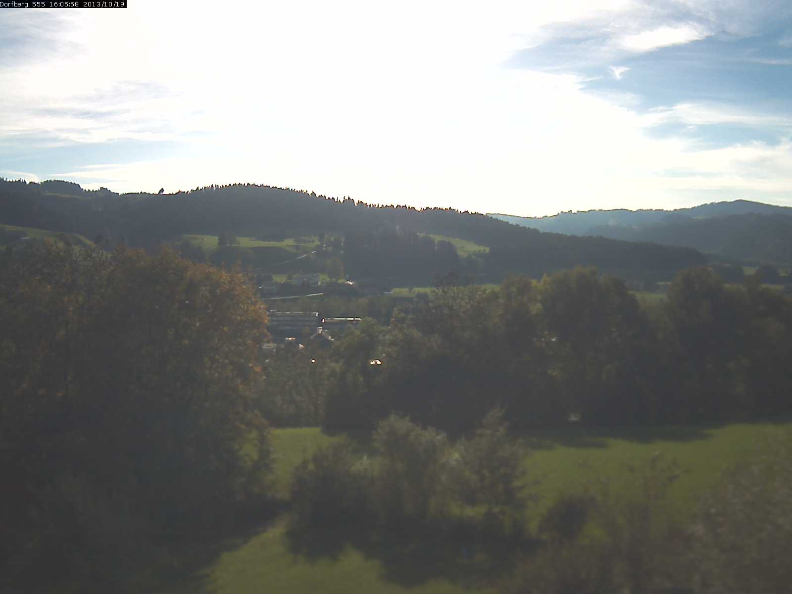 Webcam-Bild: Aussicht vom Dorfberg in Langnau 20131019-160600