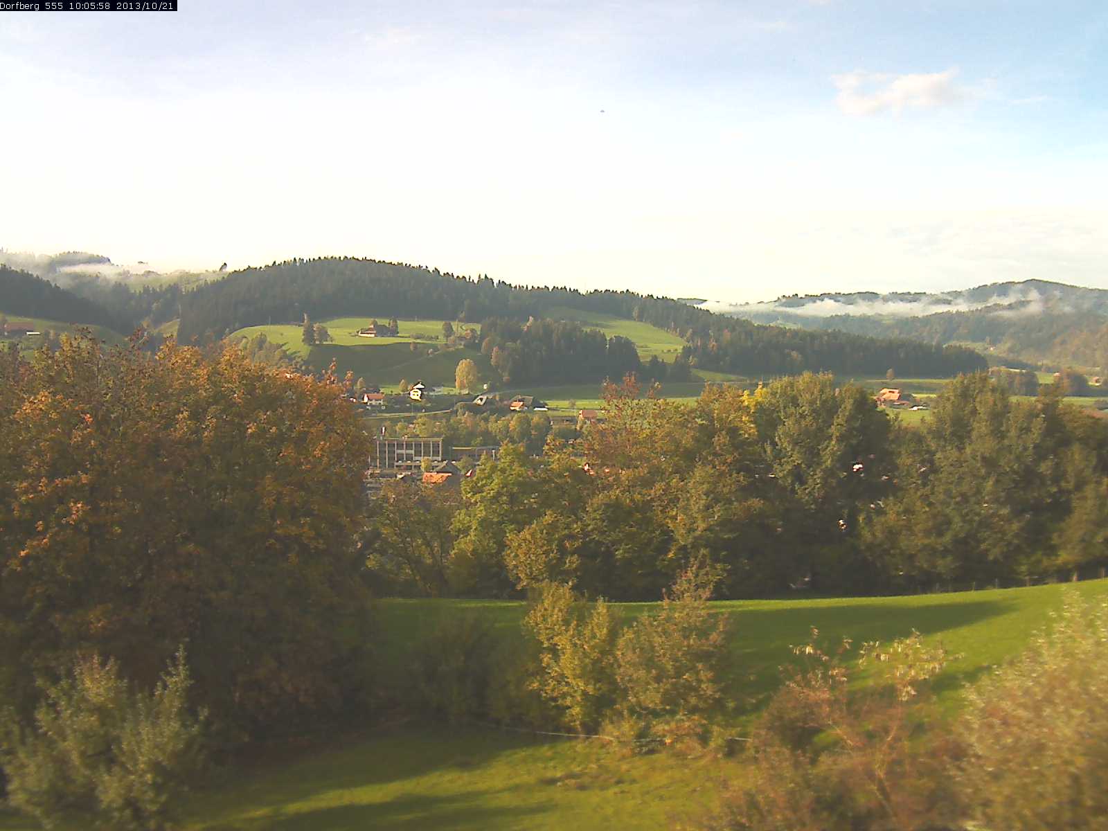 Webcam-Bild: Aussicht vom Dorfberg in Langnau 20131021-100600