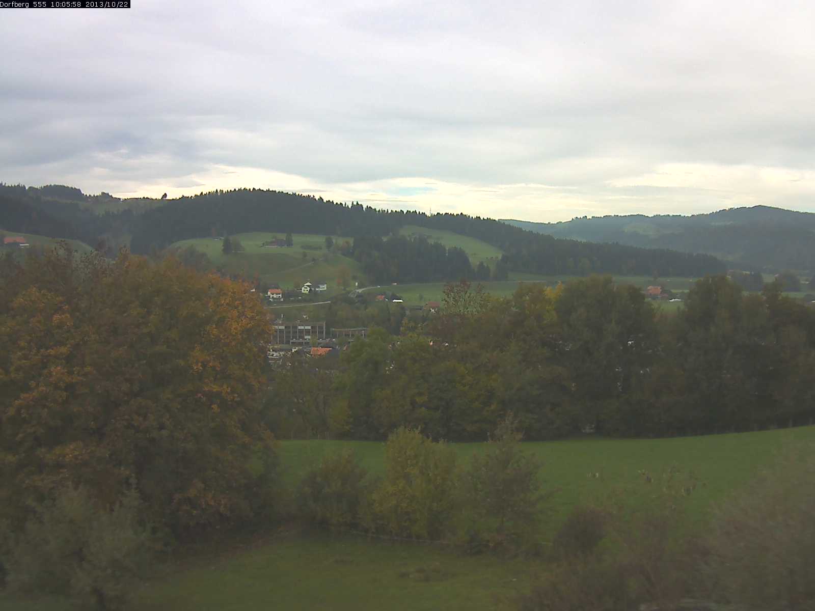 Webcam-Bild: Aussicht vom Dorfberg in Langnau 20131022-100600