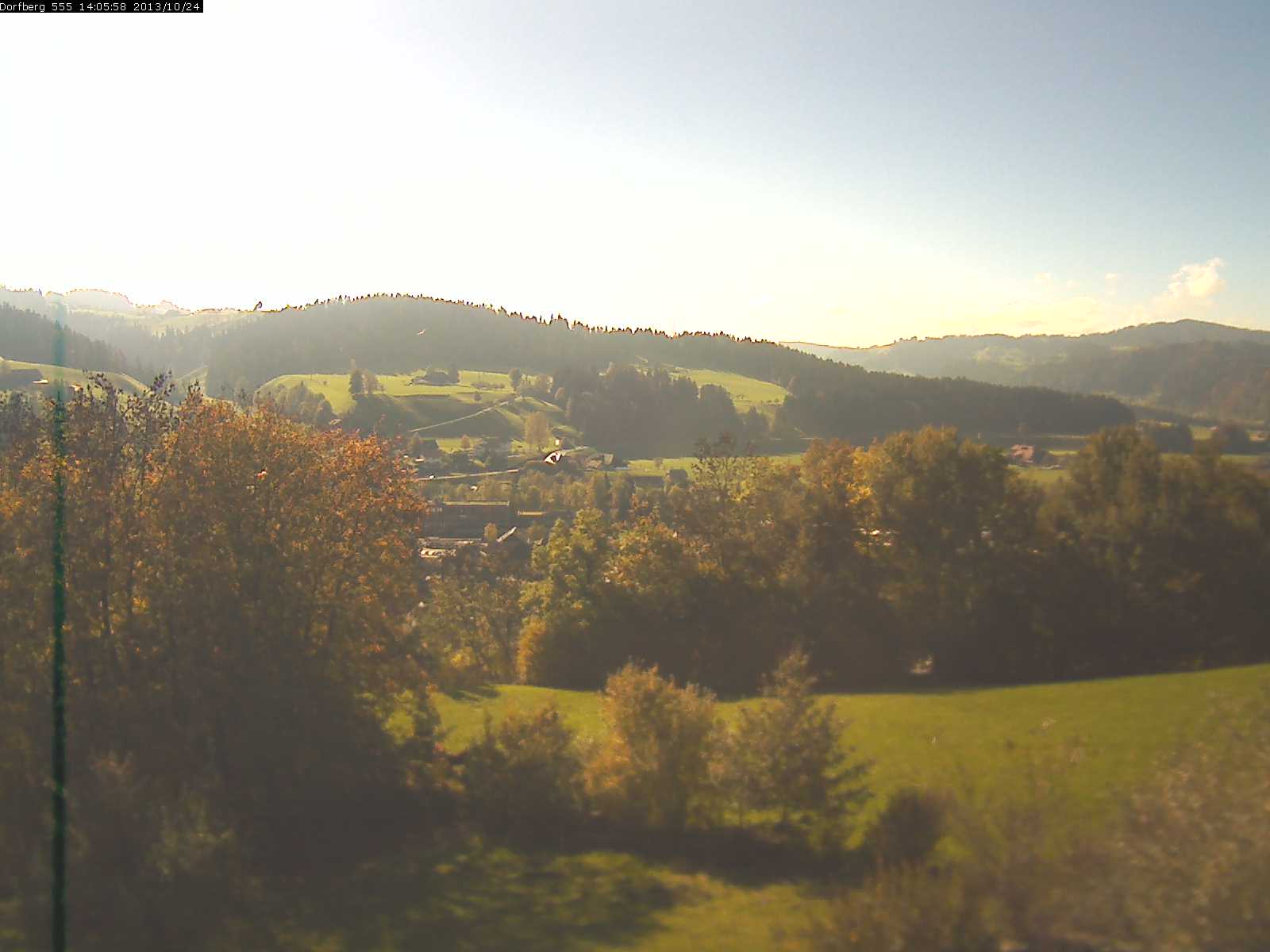 Webcam-Bild: Aussicht vom Dorfberg in Langnau 20131024-140600