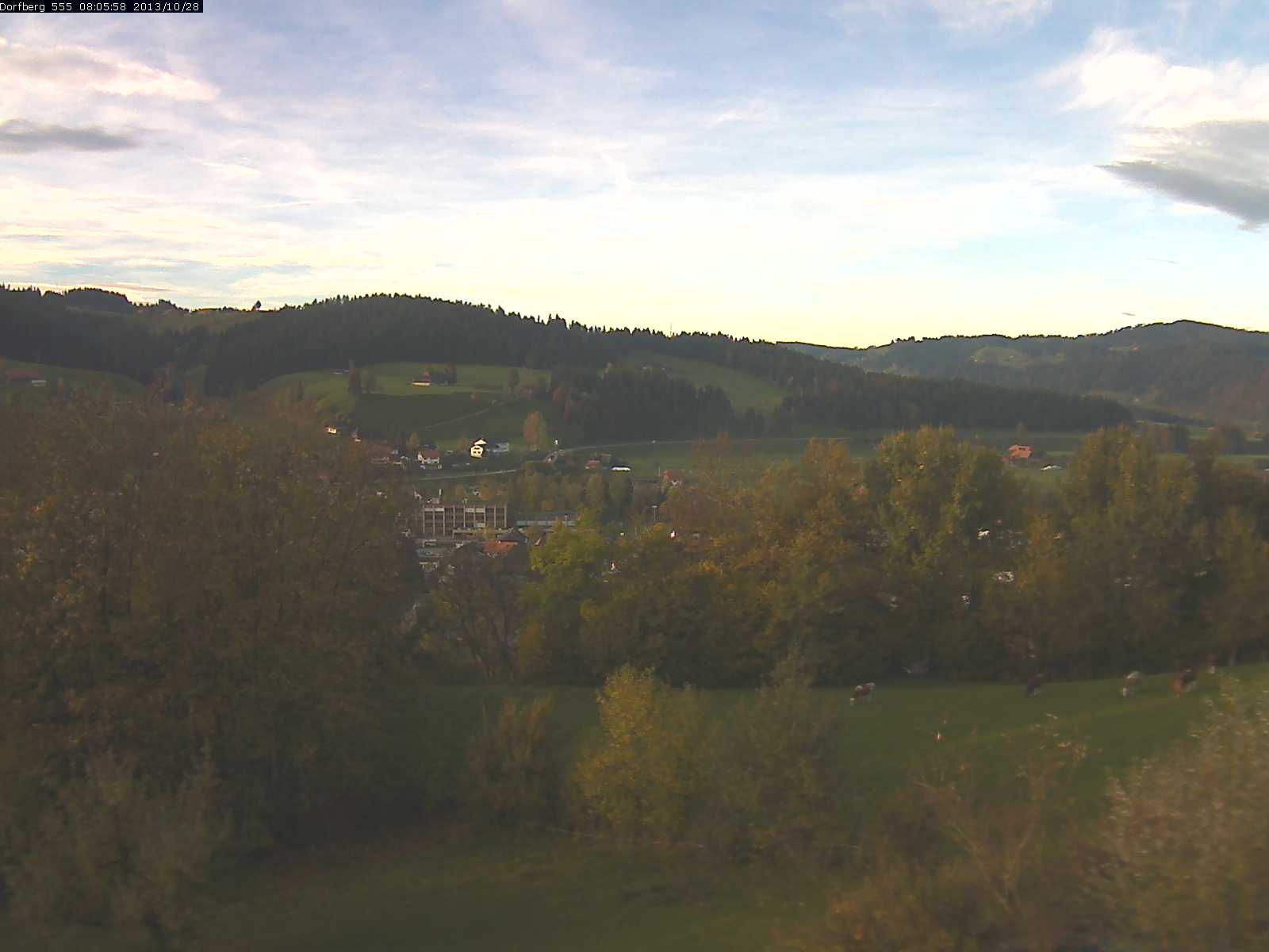 Webcam-Bild: Aussicht vom Dorfberg in Langnau 20131028-080600