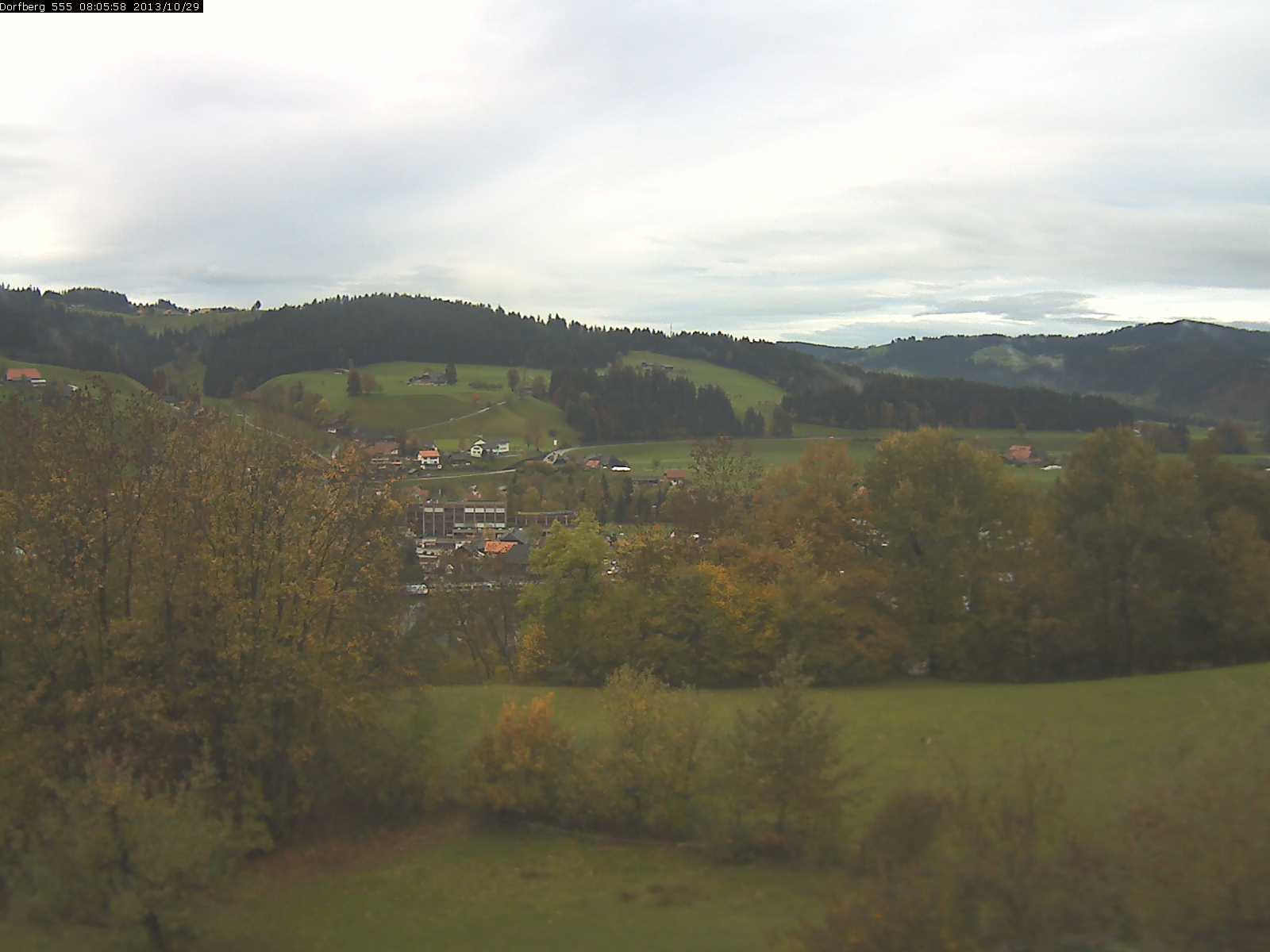 Webcam-Bild: Aussicht vom Dorfberg in Langnau 20131029-080600