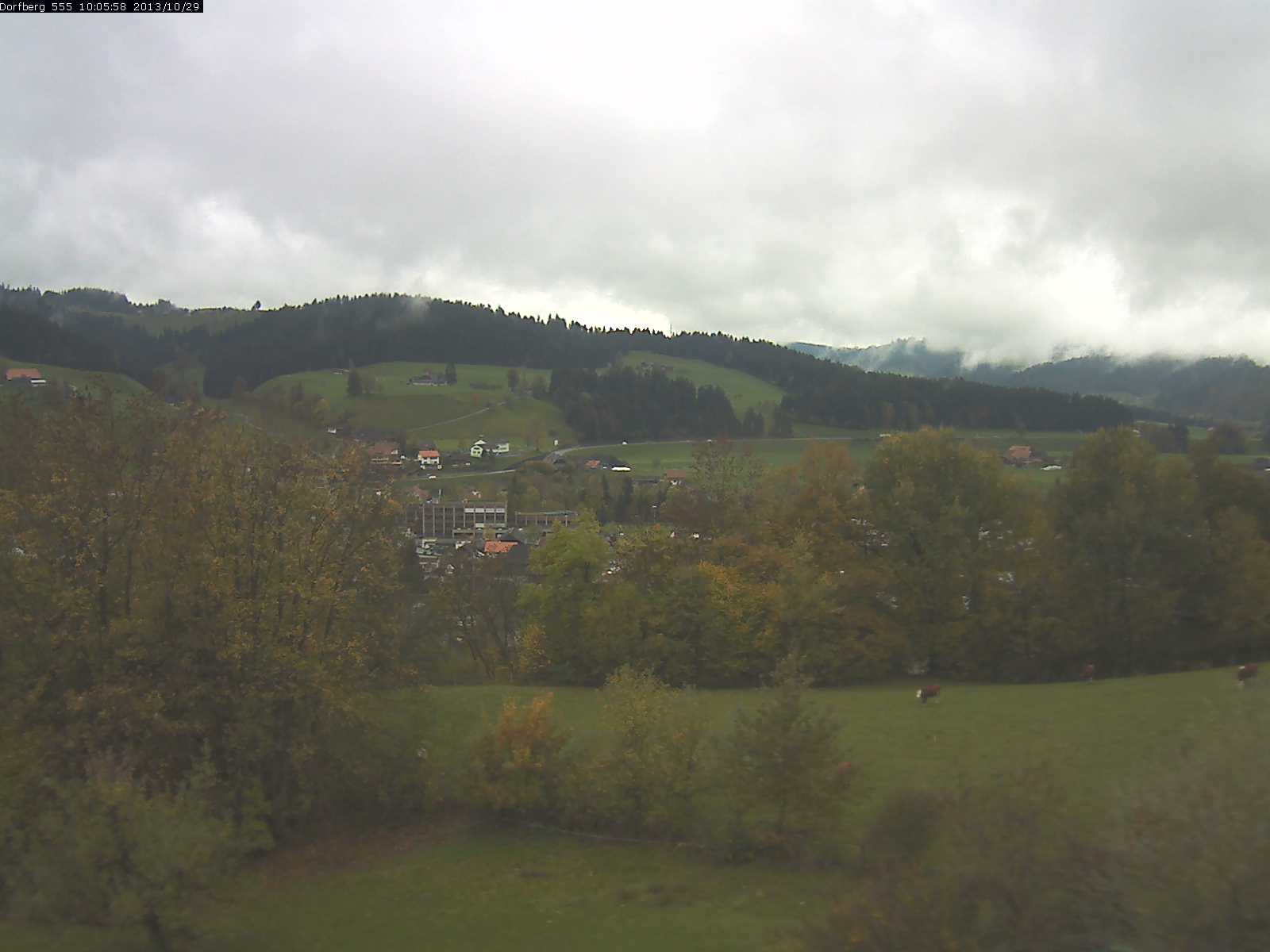 Webcam-Bild: Aussicht vom Dorfberg in Langnau 20131029-100600