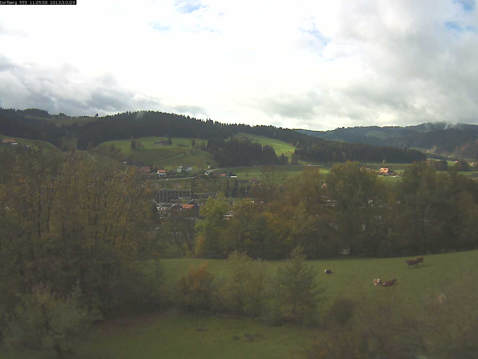 Webcam-Bild: Aussicht vom Dorfberg in Langnau 20131029-110600