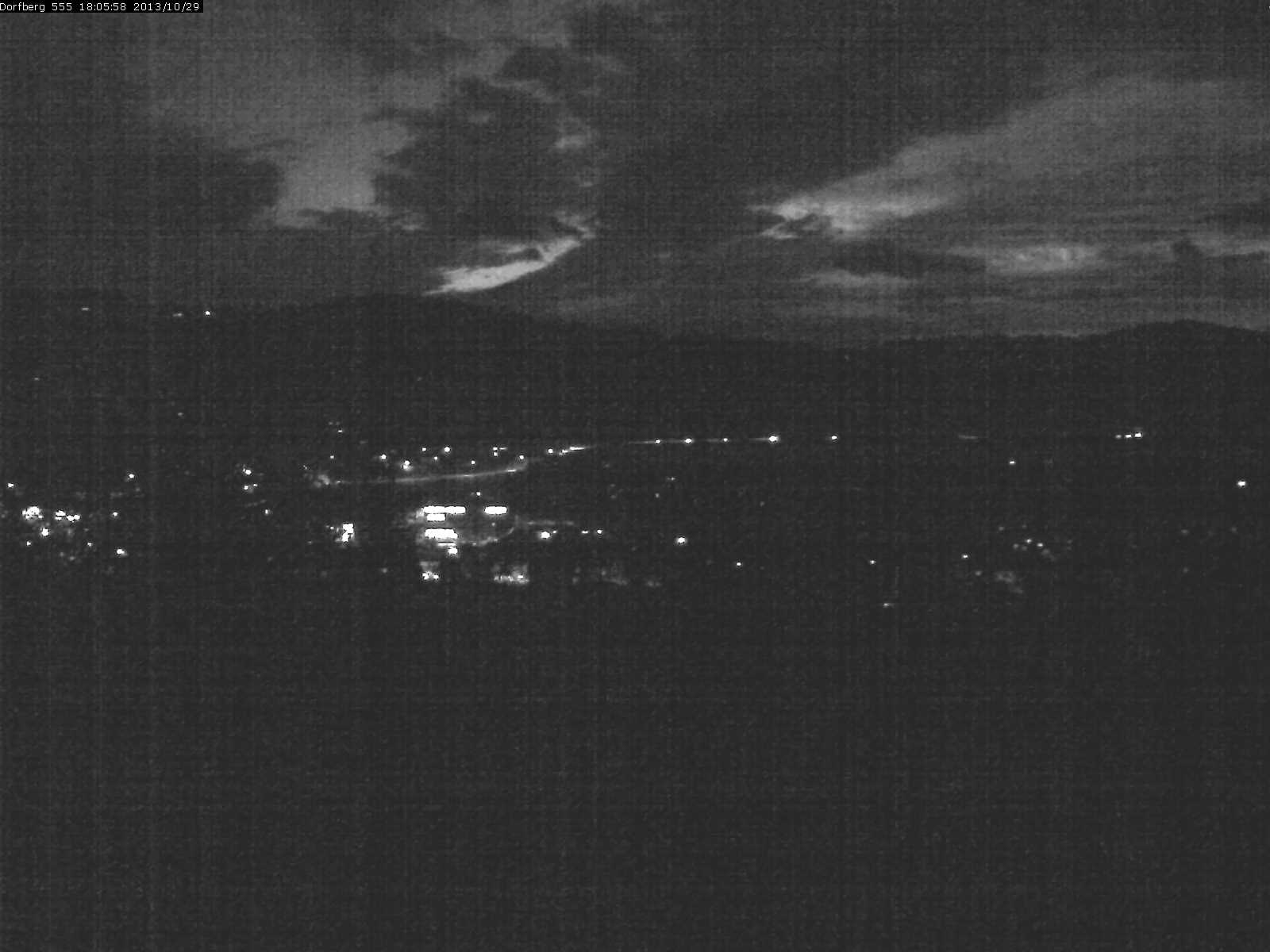 Webcam-Bild: Aussicht vom Dorfberg in Langnau 20131029-180600