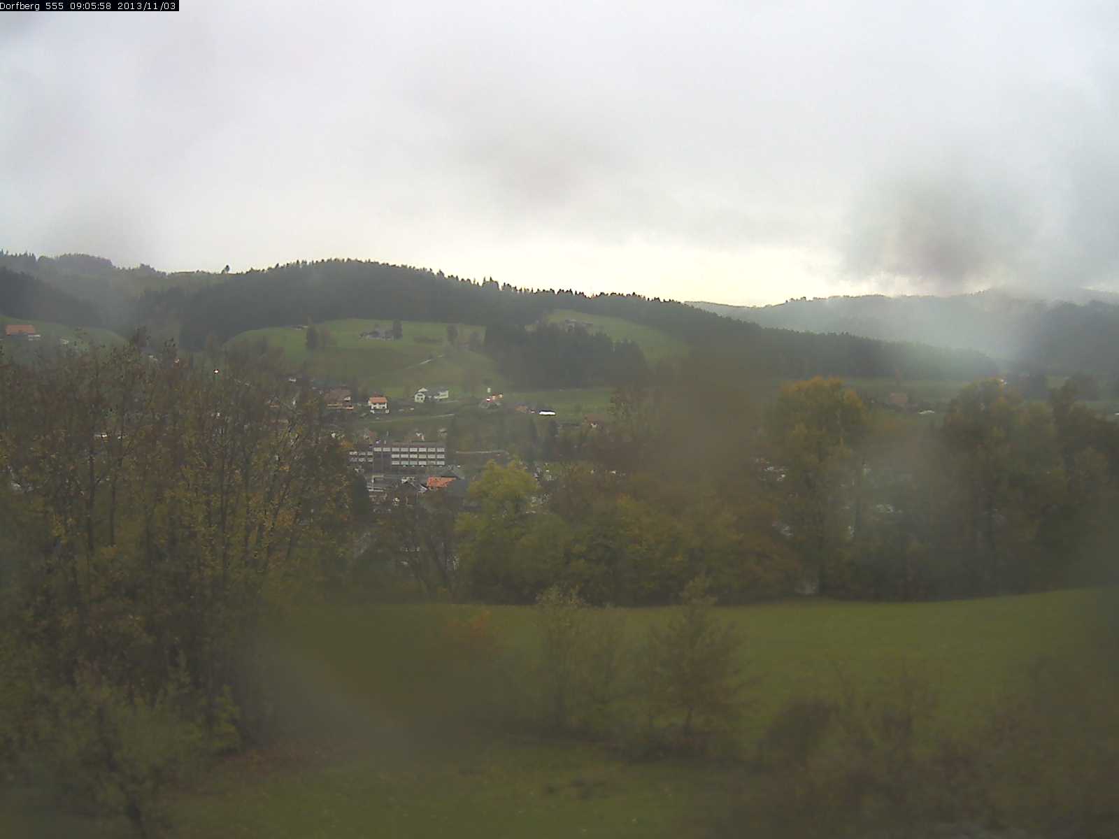 Webcam-Bild: Aussicht vom Dorfberg in Langnau 20131103-090600