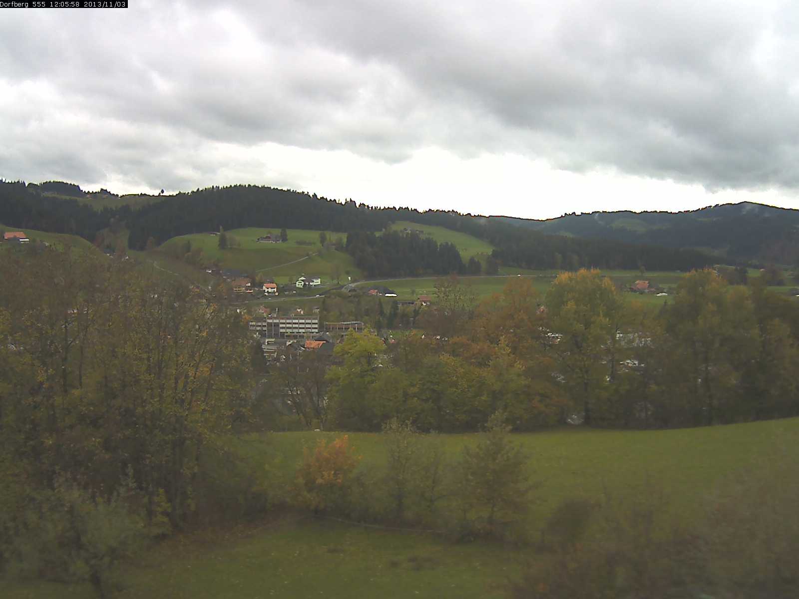 Webcam-Bild: Aussicht vom Dorfberg in Langnau 20131103-120600
