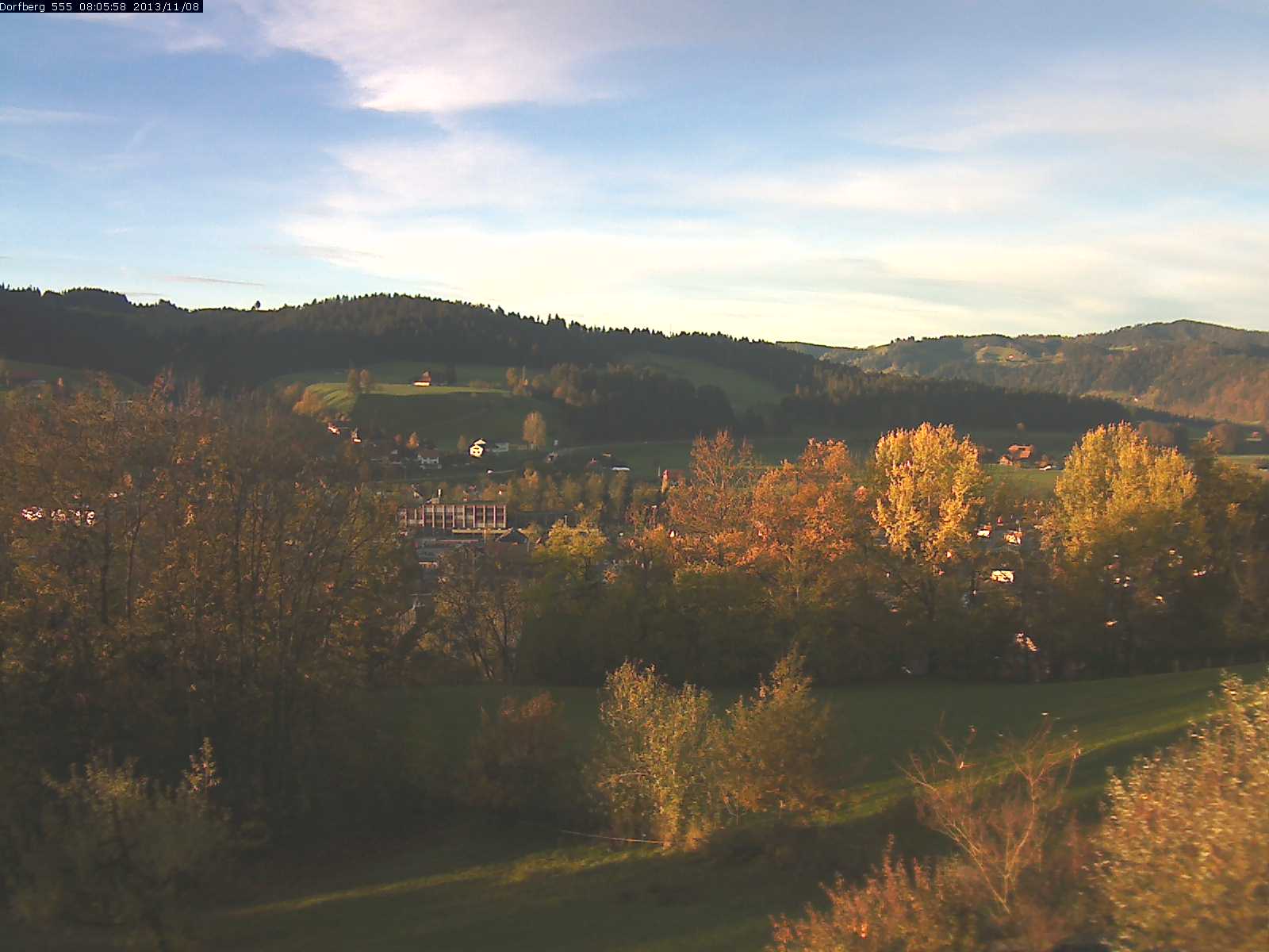 Webcam-Bild: Aussicht vom Dorfberg in Langnau 20131108-080600