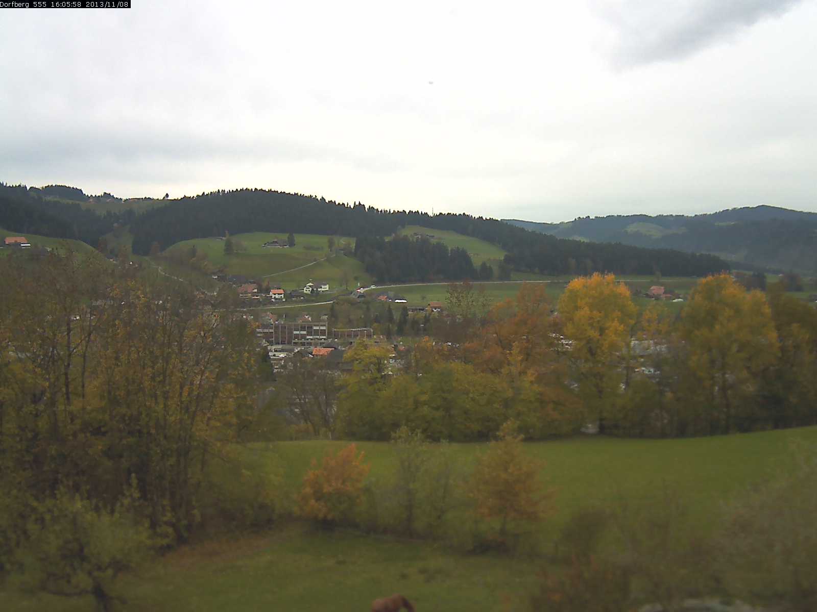 Webcam-Bild: Aussicht vom Dorfberg in Langnau 20131108-160600