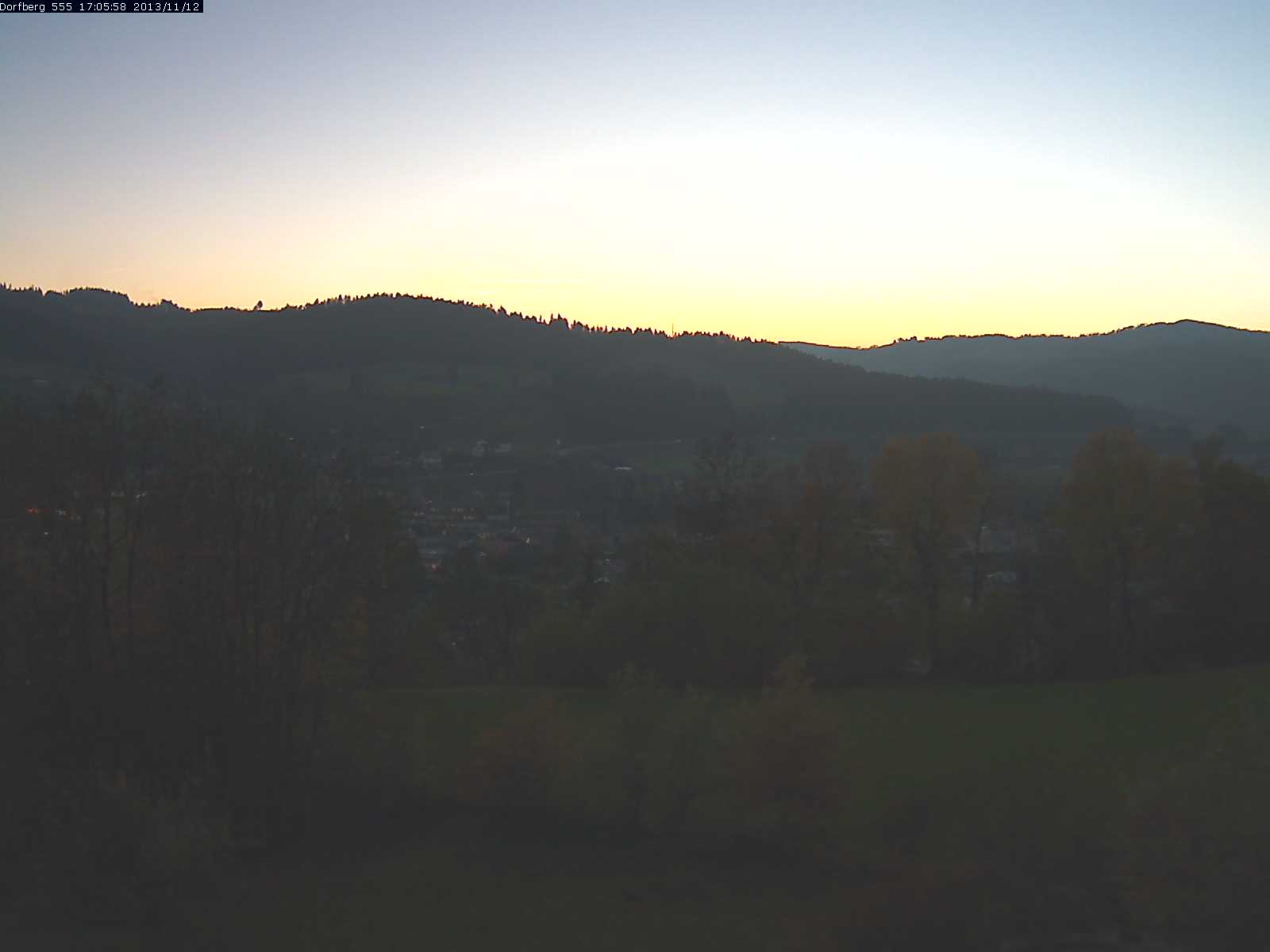 Webcam-Bild: Aussicht vom Dorfberg in Langnau 20131112-170600