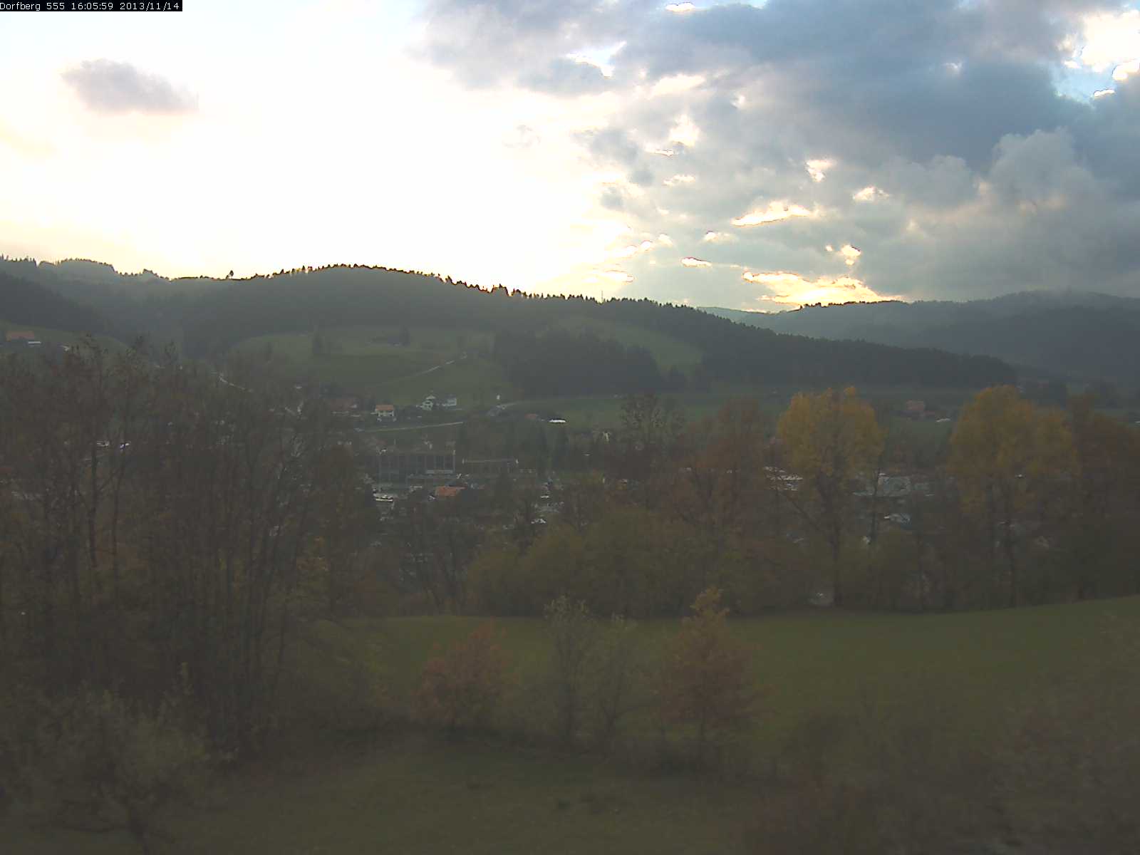 Webcam-Bild: Aussicht vom Dorfberg in Langnau 20131114-160600