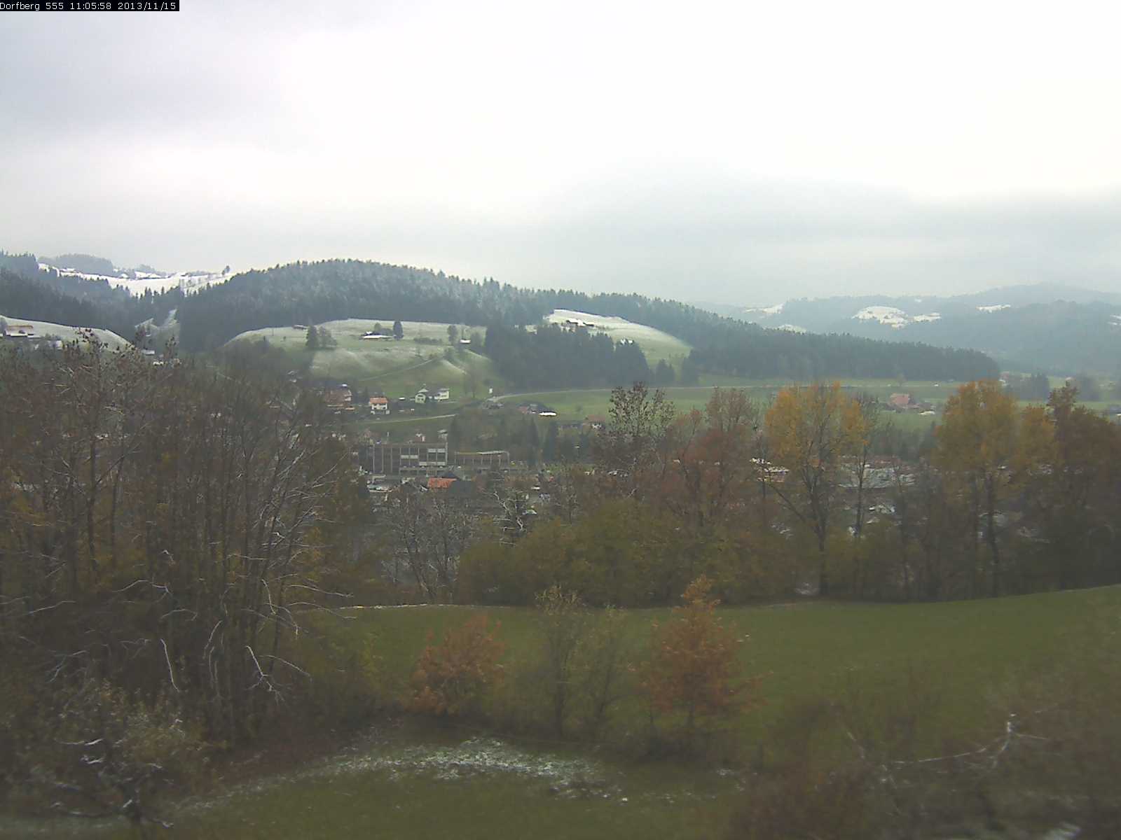 Webcam-Bild: Aussicht vom Dorfberg in Langnau 20131115-110600