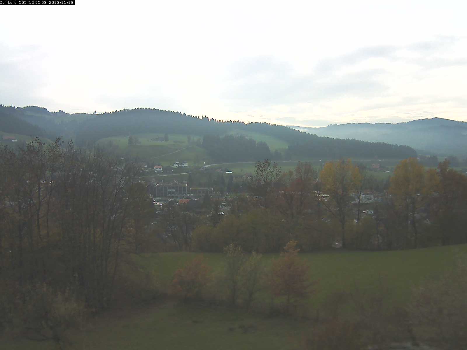Webcam-Bild: Aussicht vom Dorfberg in Langnau 20131118-150600