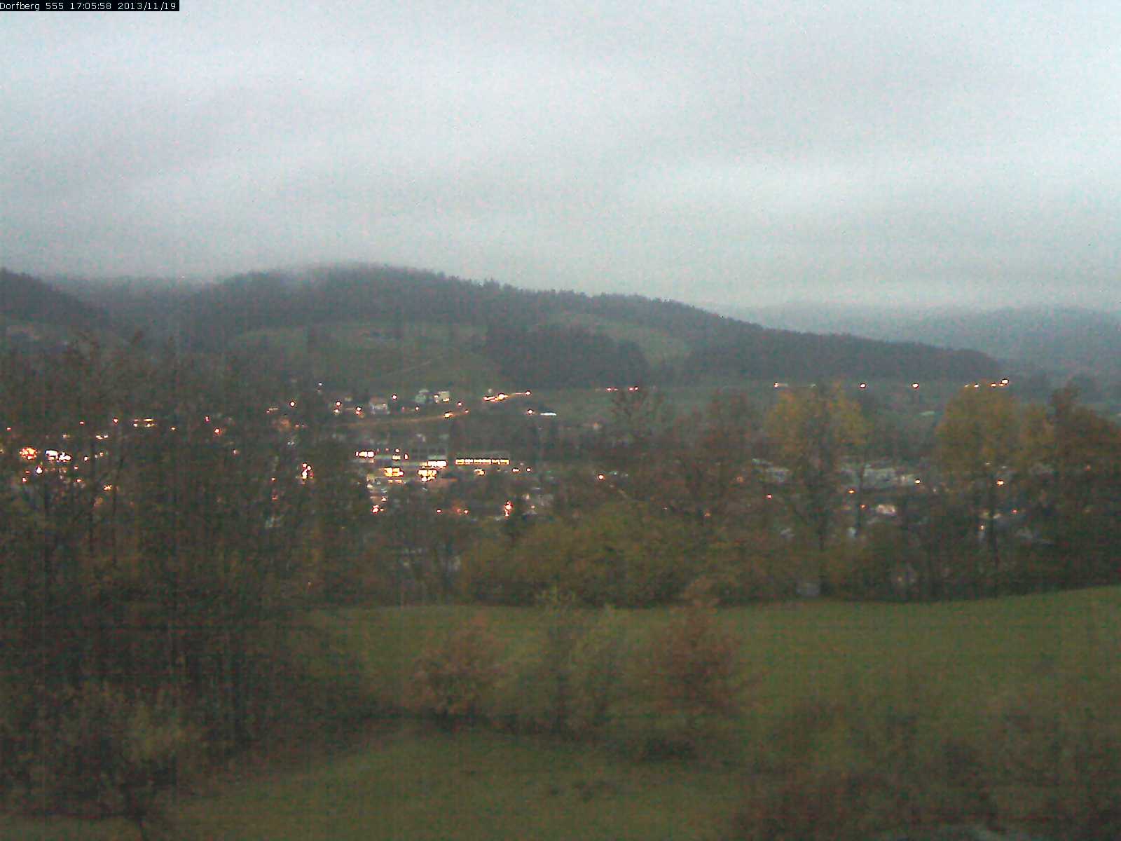 Webcam-Bild: Aussicht vom Dorfberg in Langnau 20131119-170600