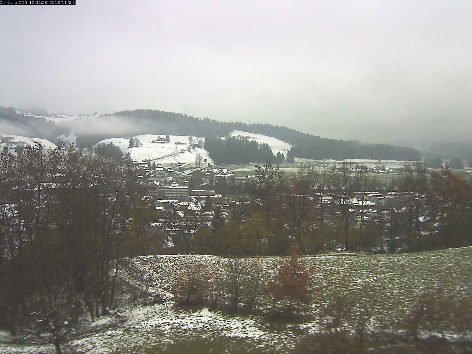 Webcam-Bild: Aussicht vom Dorfberg in Langnau 20131124-150600