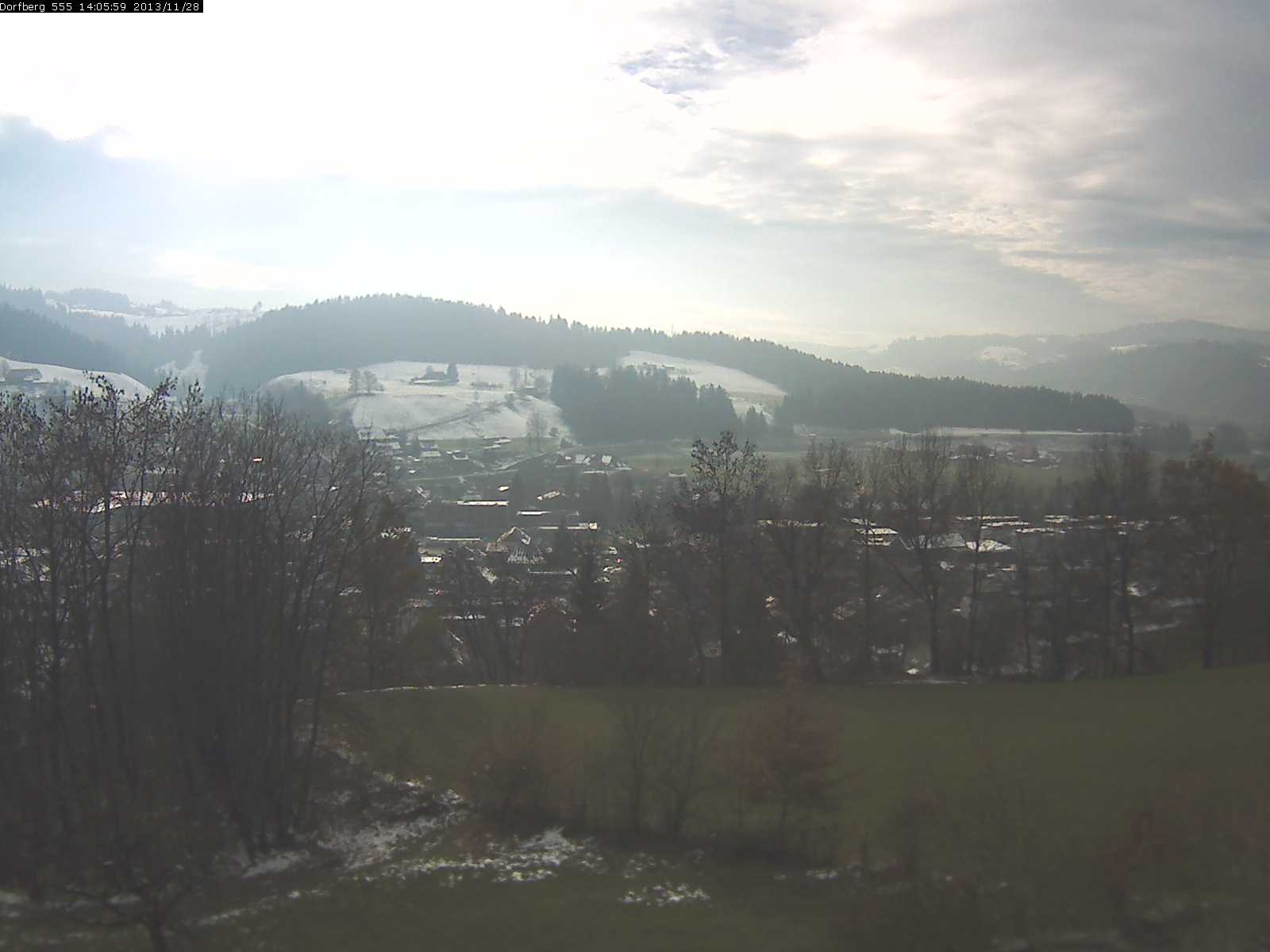 Webcam-Bild: Aussicht vom Dorfberg in Langnau 20131128-140600