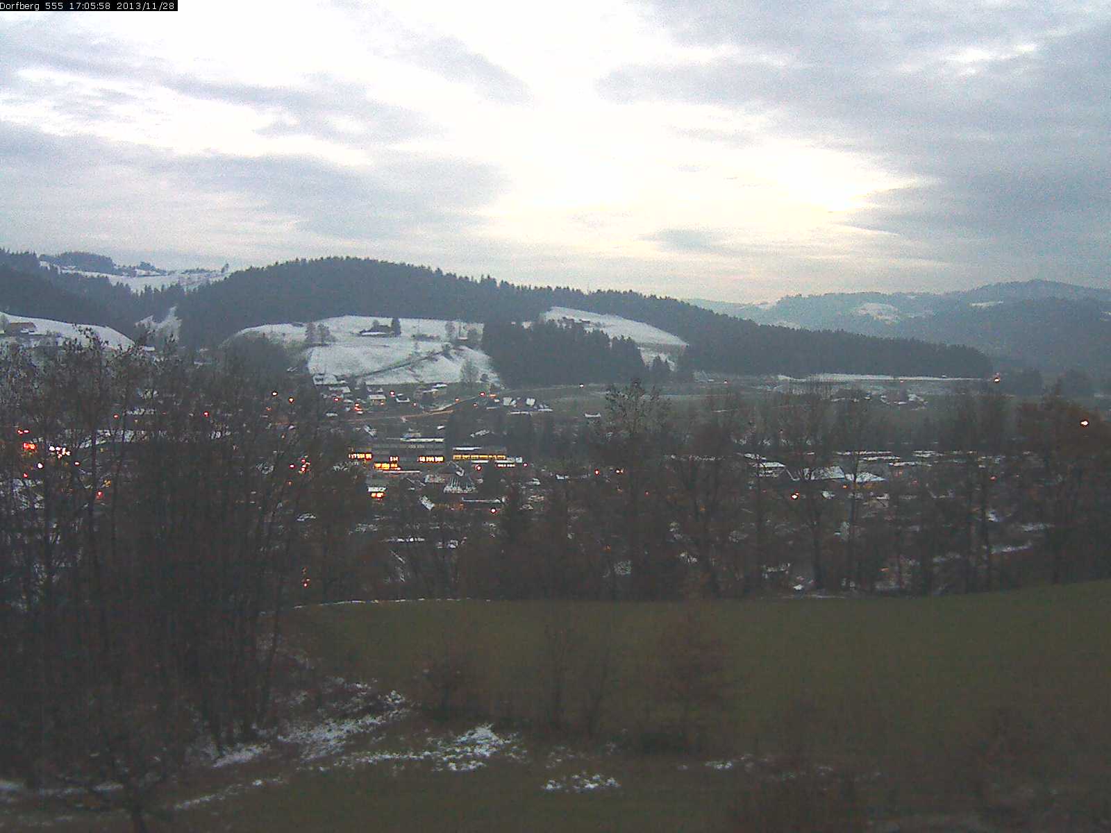Webcam-Bild: Aussicht vom Dorfberg in Langnau 20131128-170600