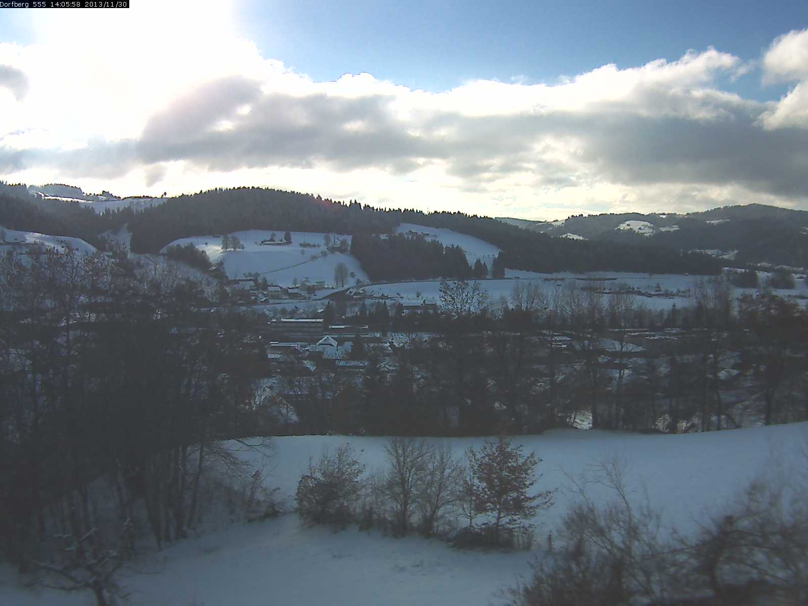 Webcam-Bild: Aussicht vom Dorfberg in Langnau 20131130-140600
