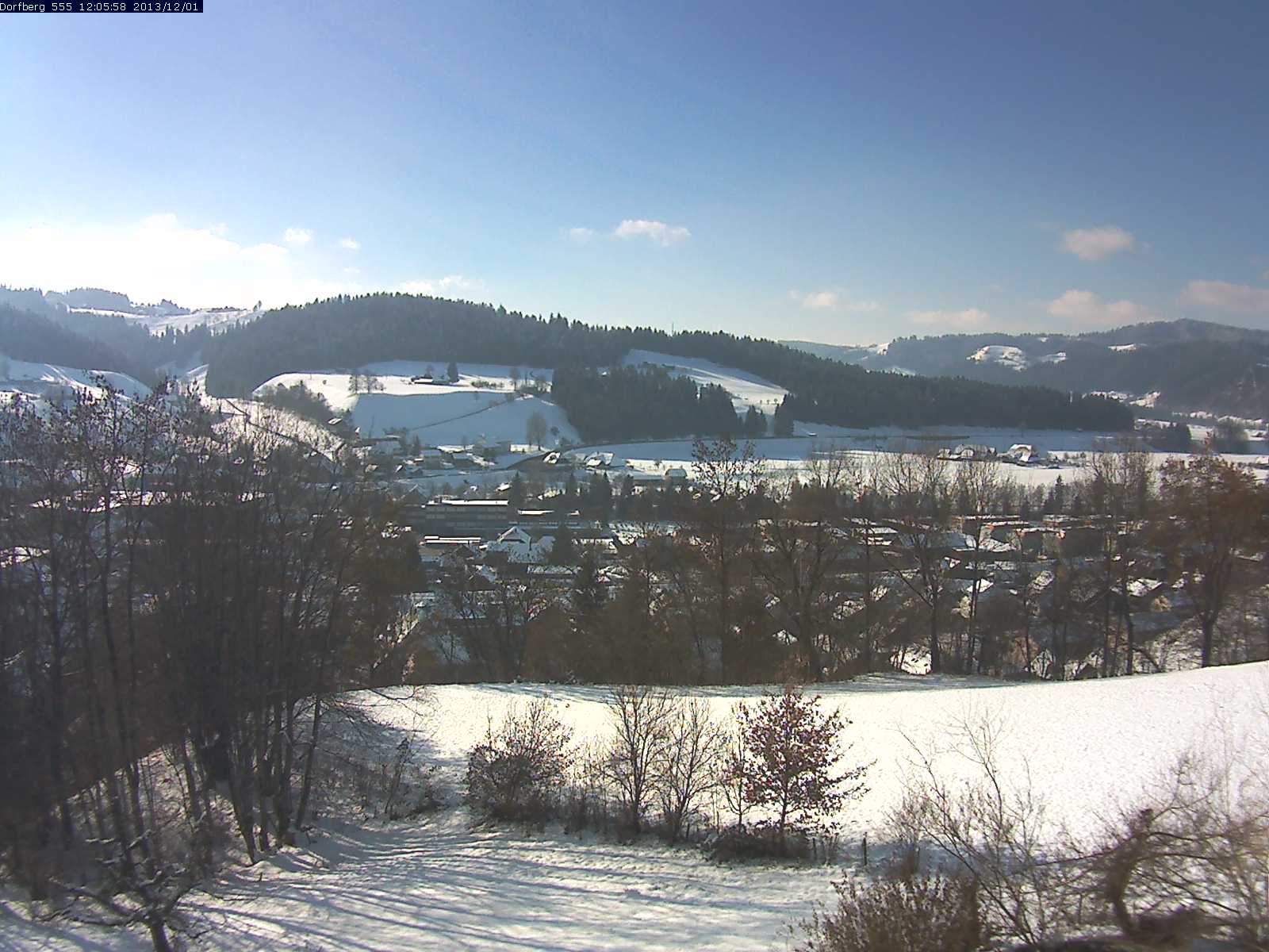 Webcam-Bild: Aussicht vom Dorfberg in Langnau 20131201-120600