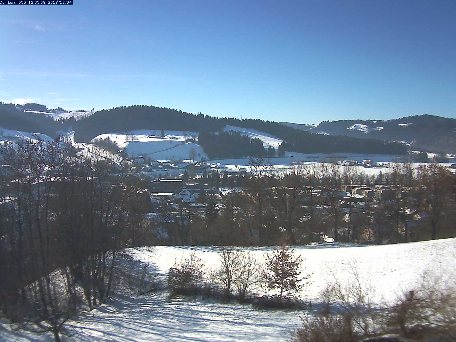 Webcam-Bild: Aussicht vom Dorfberg in Langnau 20131204-120600