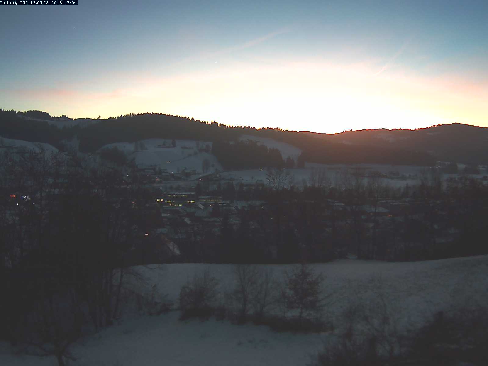 Webcam-Bild: Aussicht vom Dorfberg in Langnau 20131204-170600