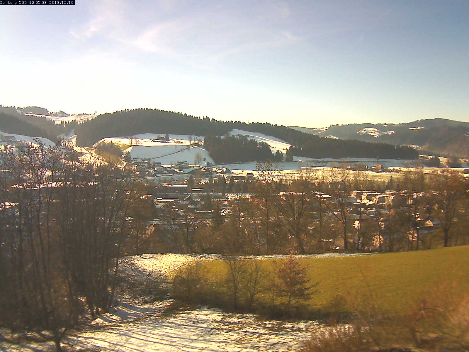 Webcam-Bild: Aussicht vom Dorfberg in Langnau 20131210-120600
