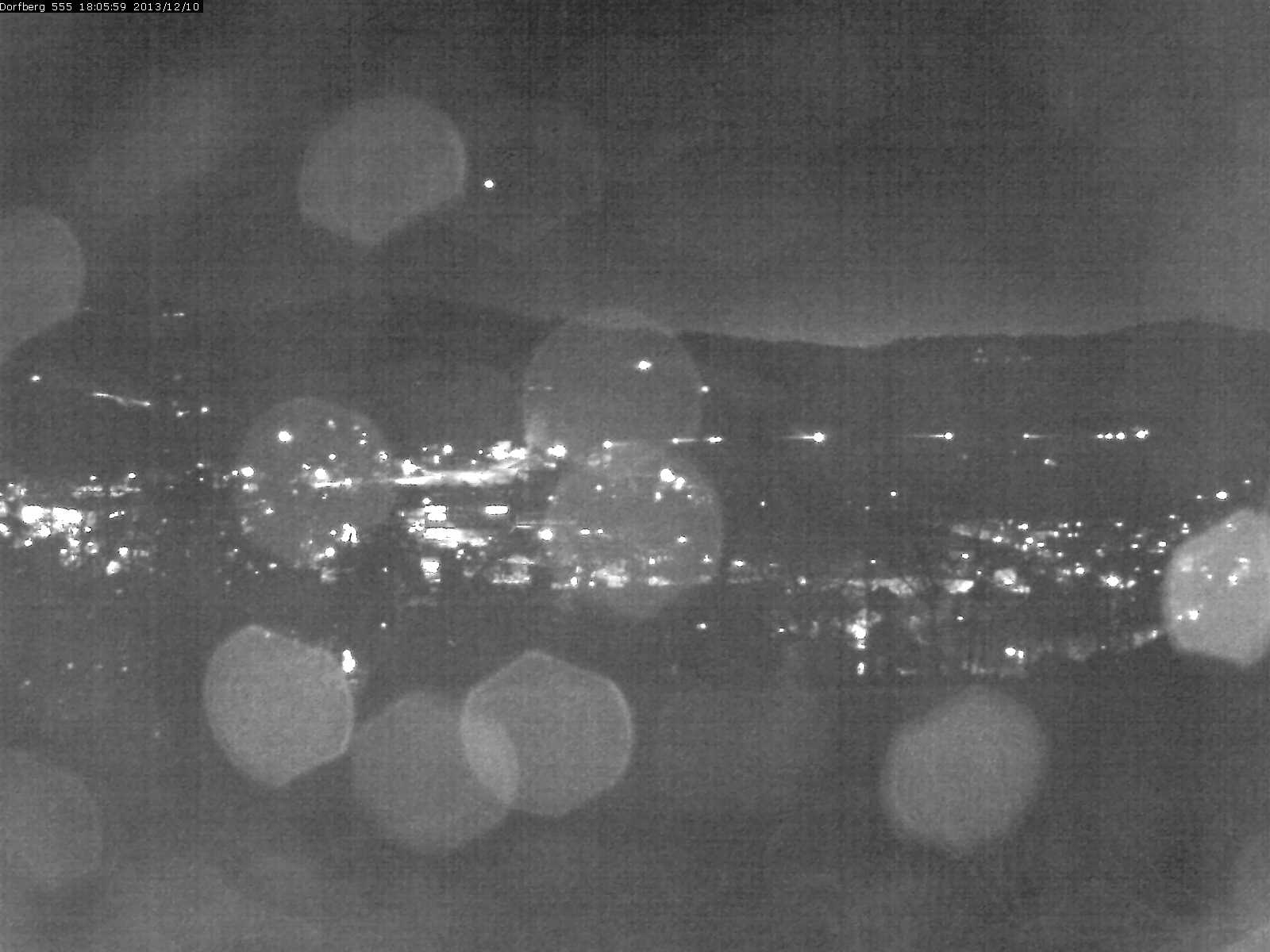 Webcam-Bild: Aussicht vom Dorfberg in Langnau 20131210-180600