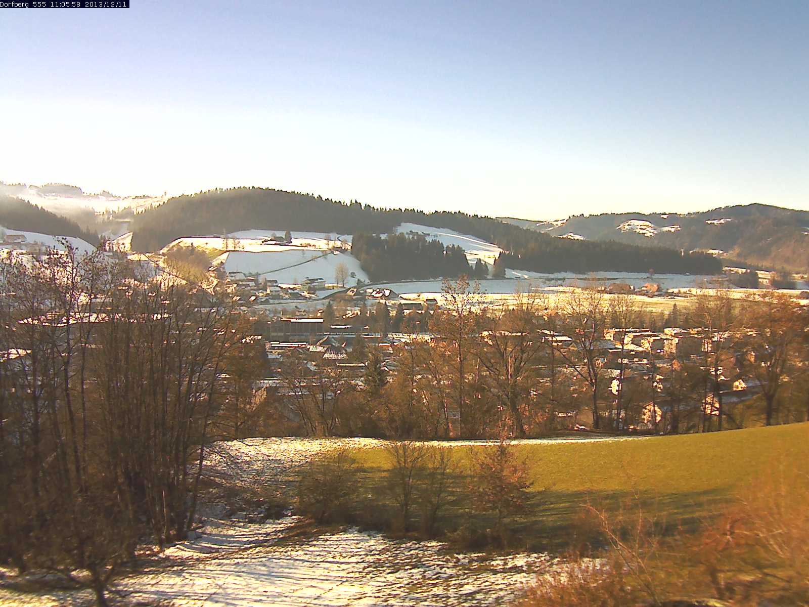 Webcam-Bild: Aussicht vom Dorfberg in Langnau 20131211-110600