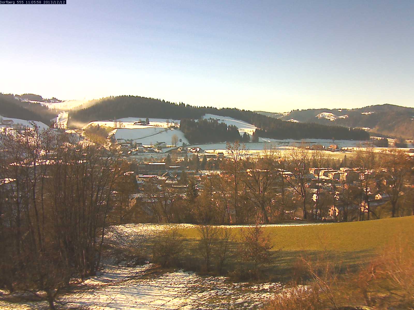 Webcam-Bild: Aussicht vom Dorfberg in Langnau 20131212-110600