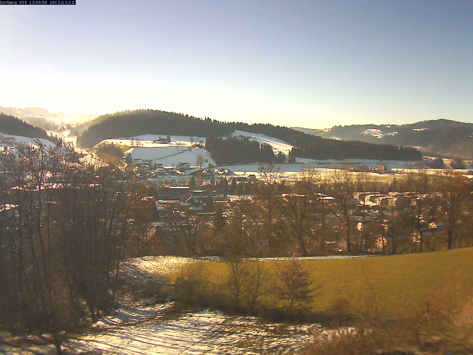 Webcam-Bild: Aussicht vom Dorfberg in Langnau 20131212-120600