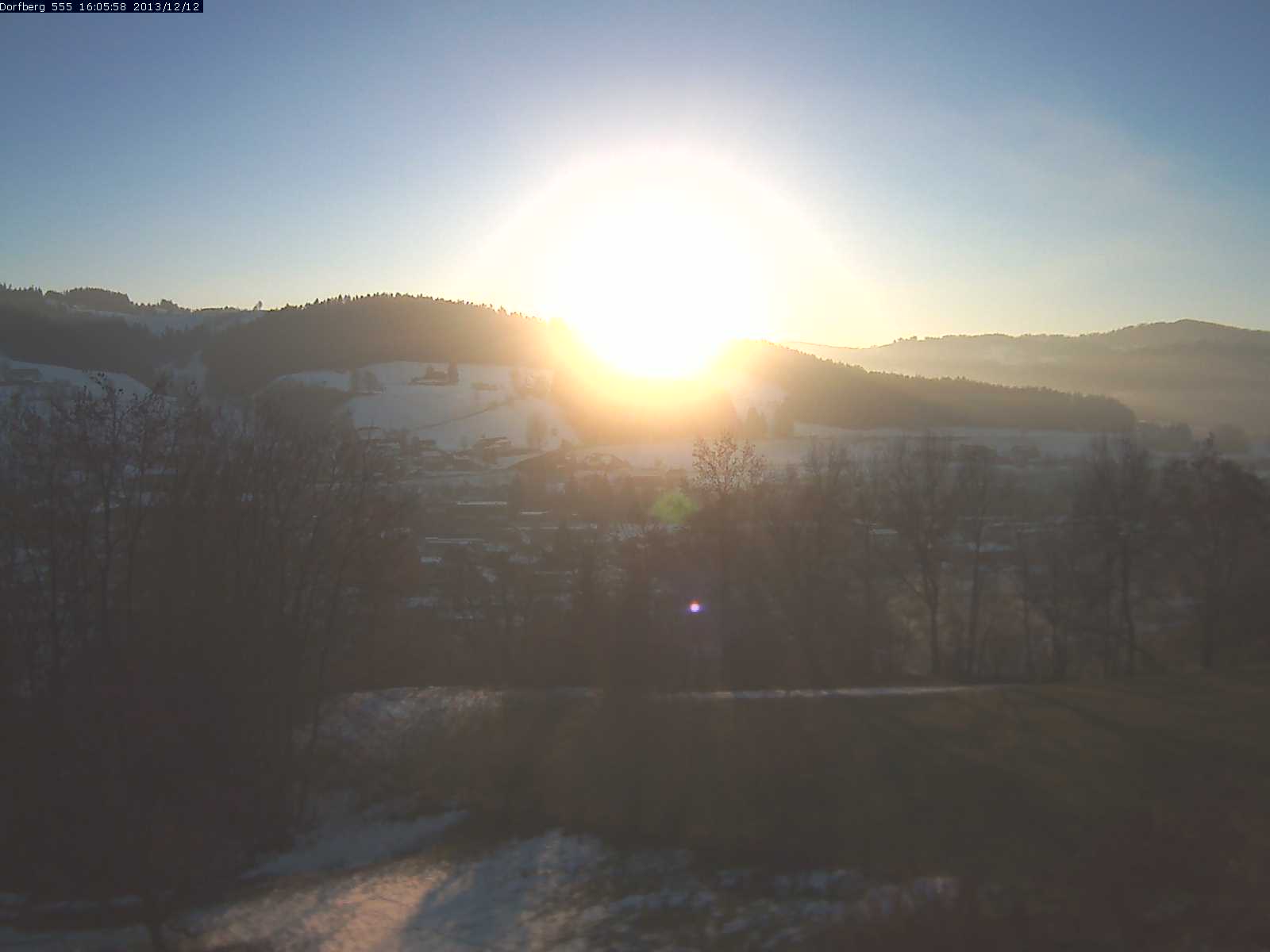 Webcam-Bild: Aussicht vom Dorfberg in Langnau 20131212-160600