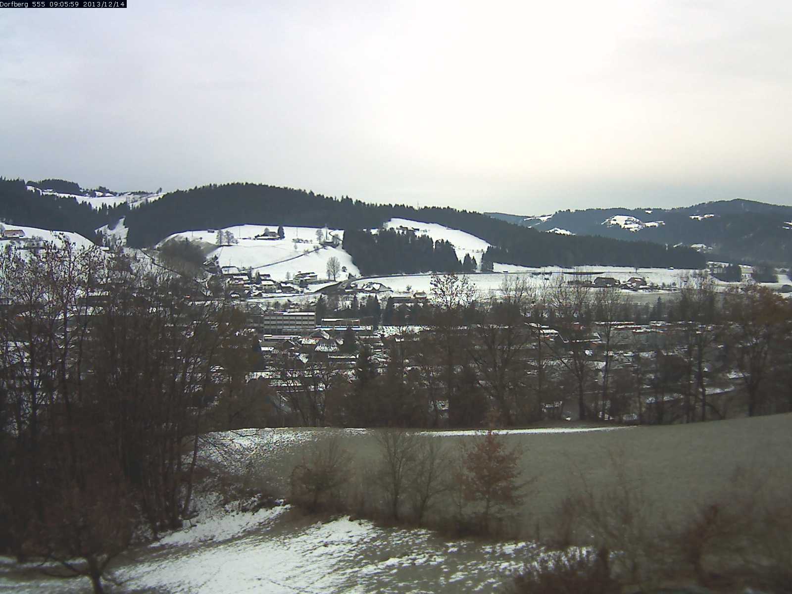 Webcam-Bild: Aussicht vom Dorfberg in Langnau 20131214-090600