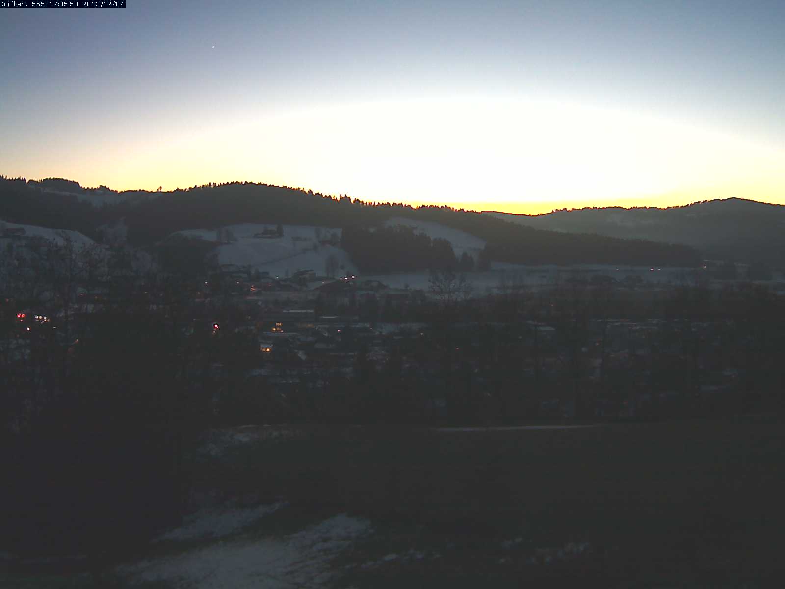 Webcam-Bild: Aussicht vom Dorfberg in Langnau 20131217-170600
