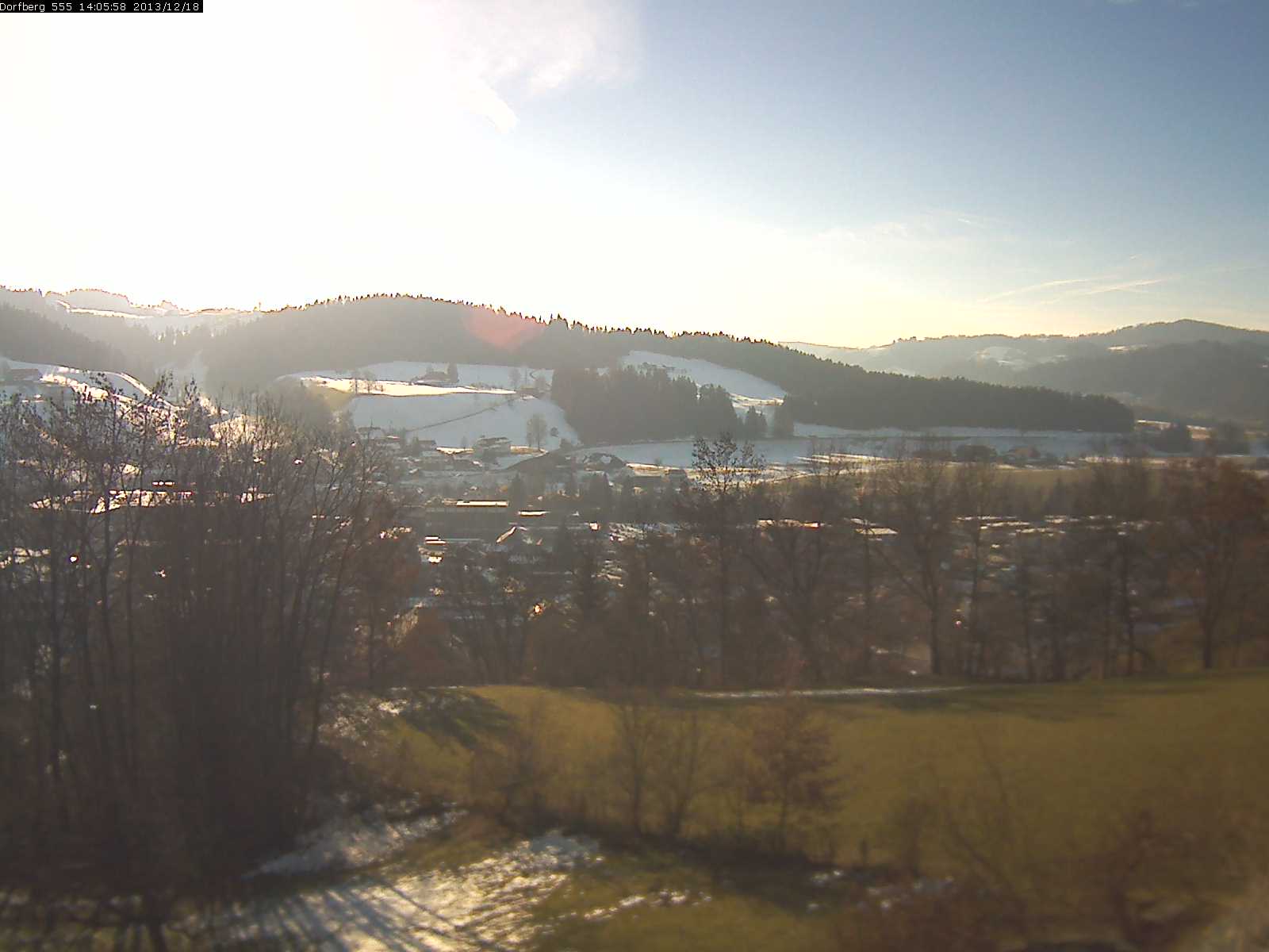Webcam-Bild: Aussicht vom Dorfberg in Langnau 20131218-140600