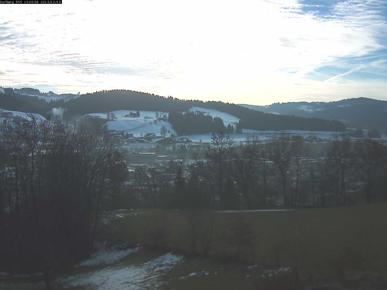 Webcam-Bild: Aussicht vom Dorfberg in Langnau 20131218-150600