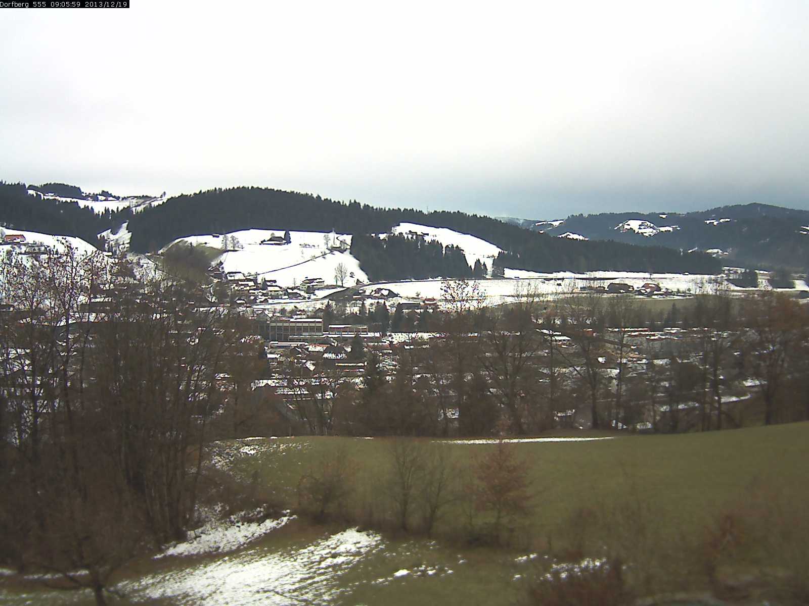 Webcam-Bild: Aussicht vom Dorfberg in Langnau 20131219-090600