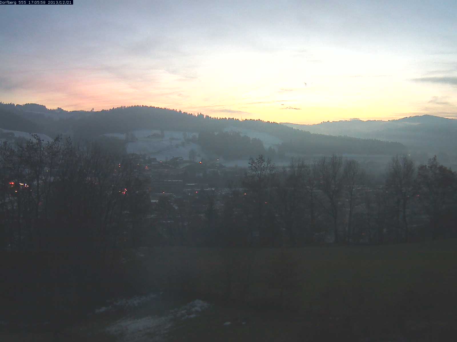 Webcam-Bild: Aussicht vom Dorfberg in Langnau 20131221-170600