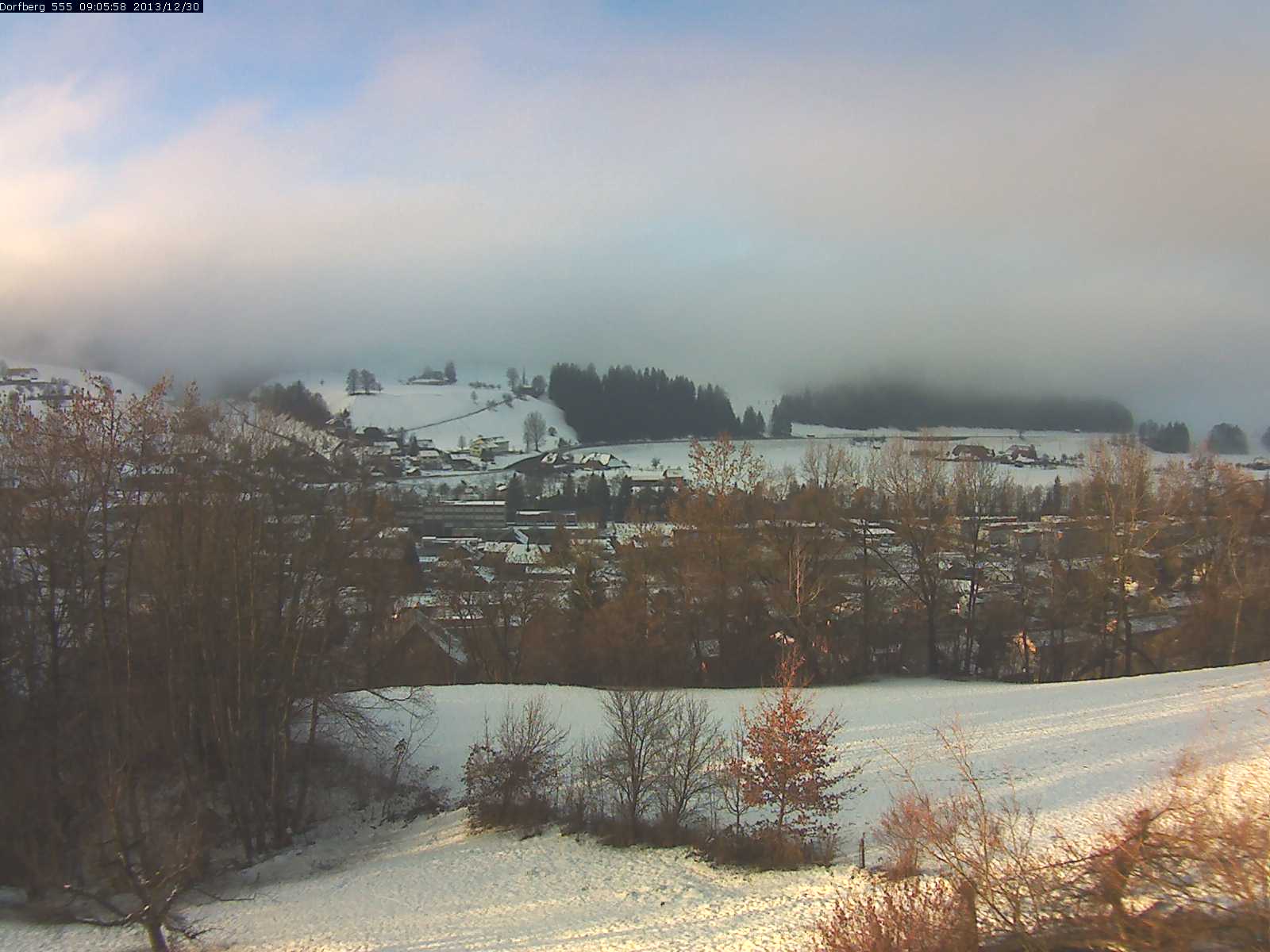 Webcam-Bild: Aussicht vom Dorfberg in Langnau 20131230-090600