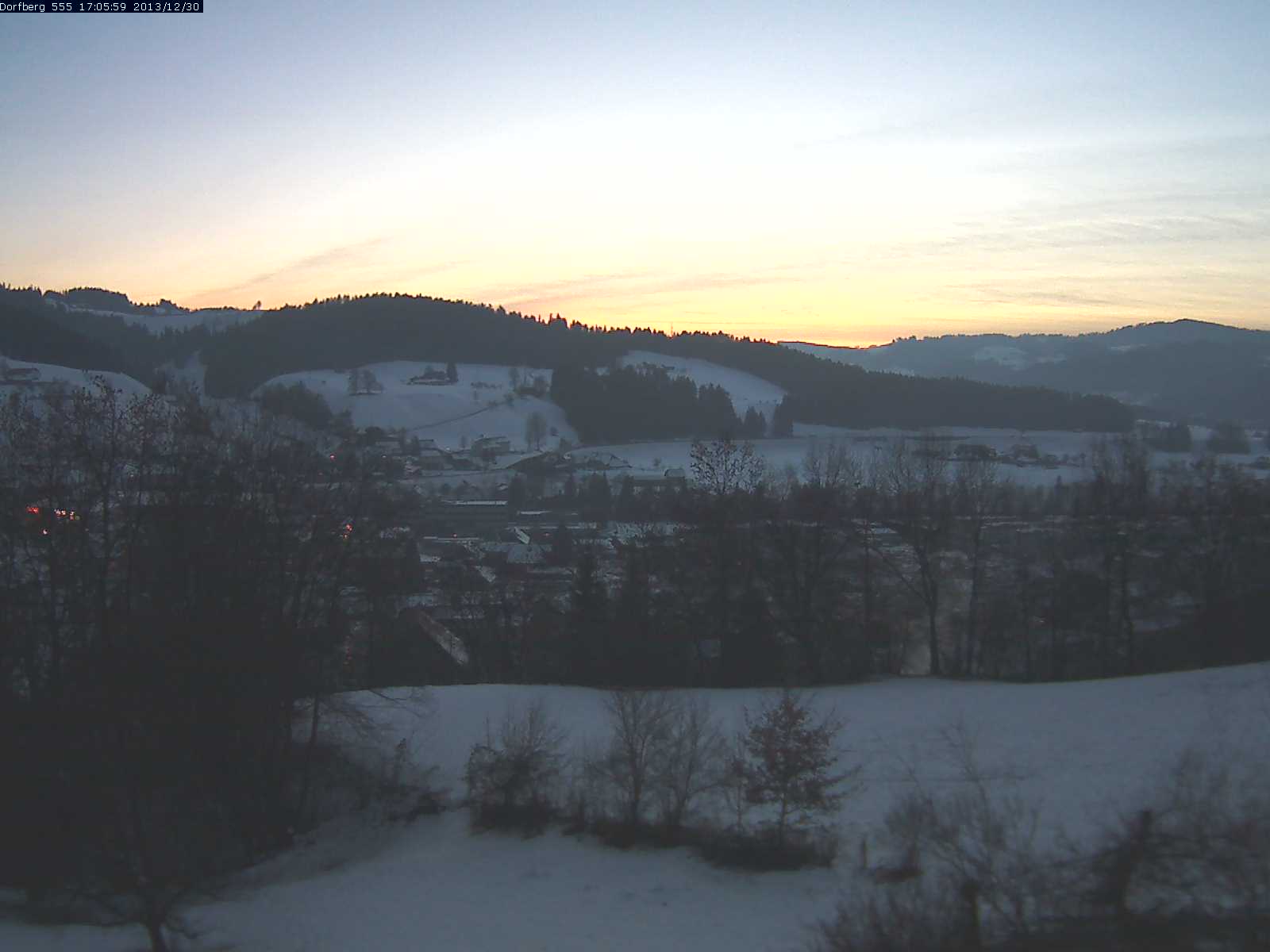 Webcam-Bild: Aussicht vom Dorfberg in Langnau 20131230-170600