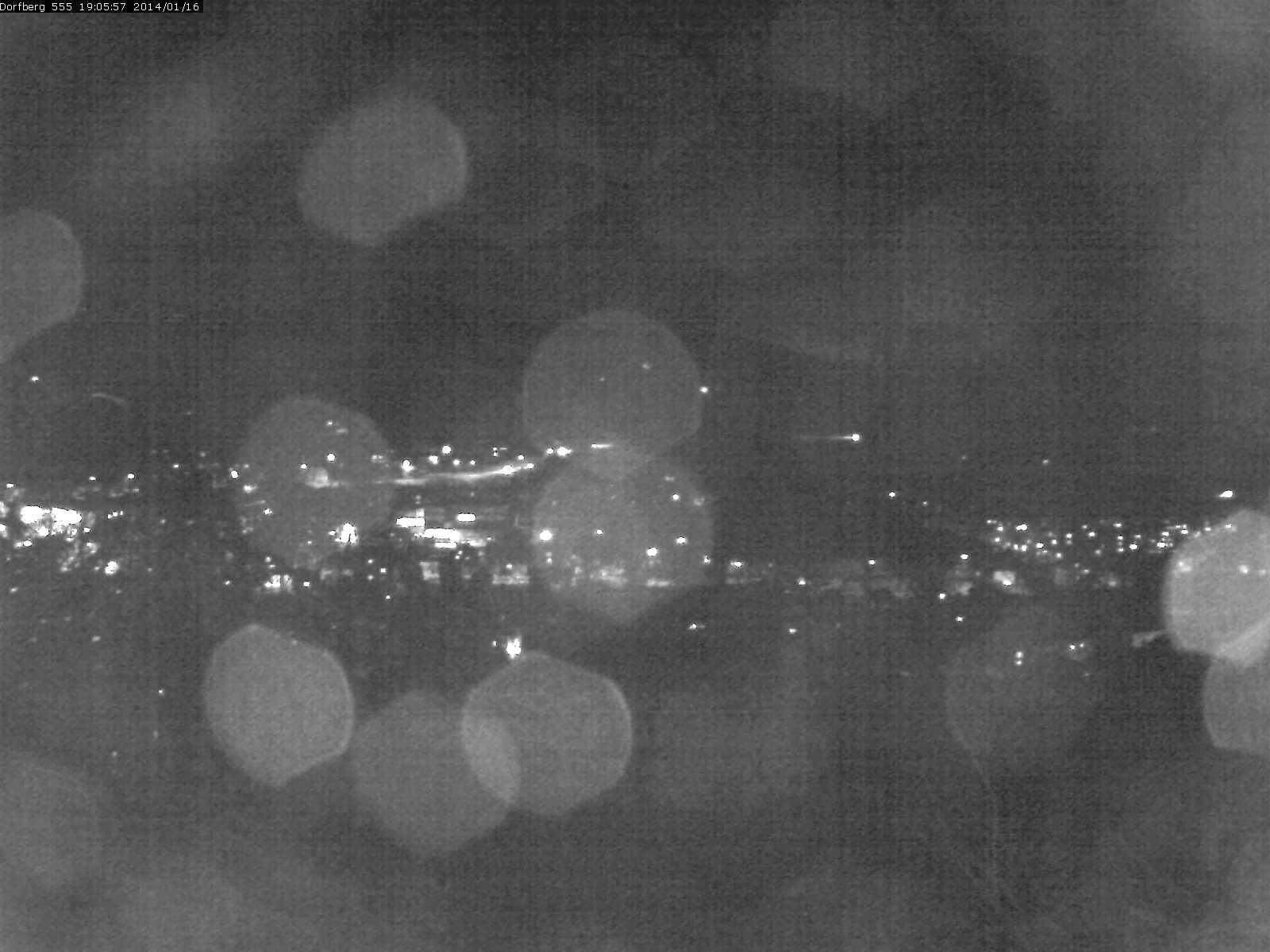 Webcam-Bild: Aussicht vom Dorfberg in Langnau 20140116-190600