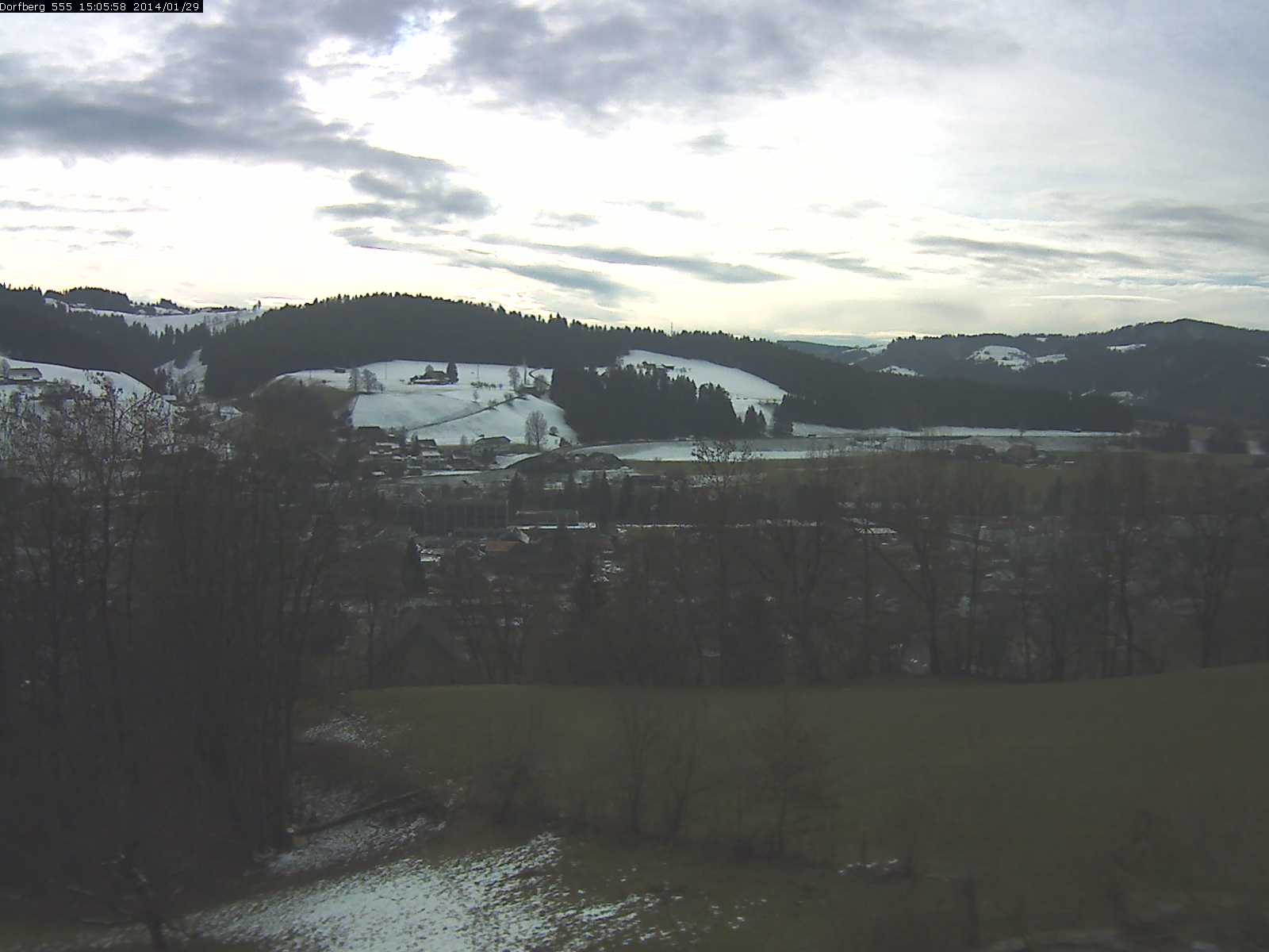 Webcam-Bild: Aussicht vom Dorfberg in Langnau 20140129-150600